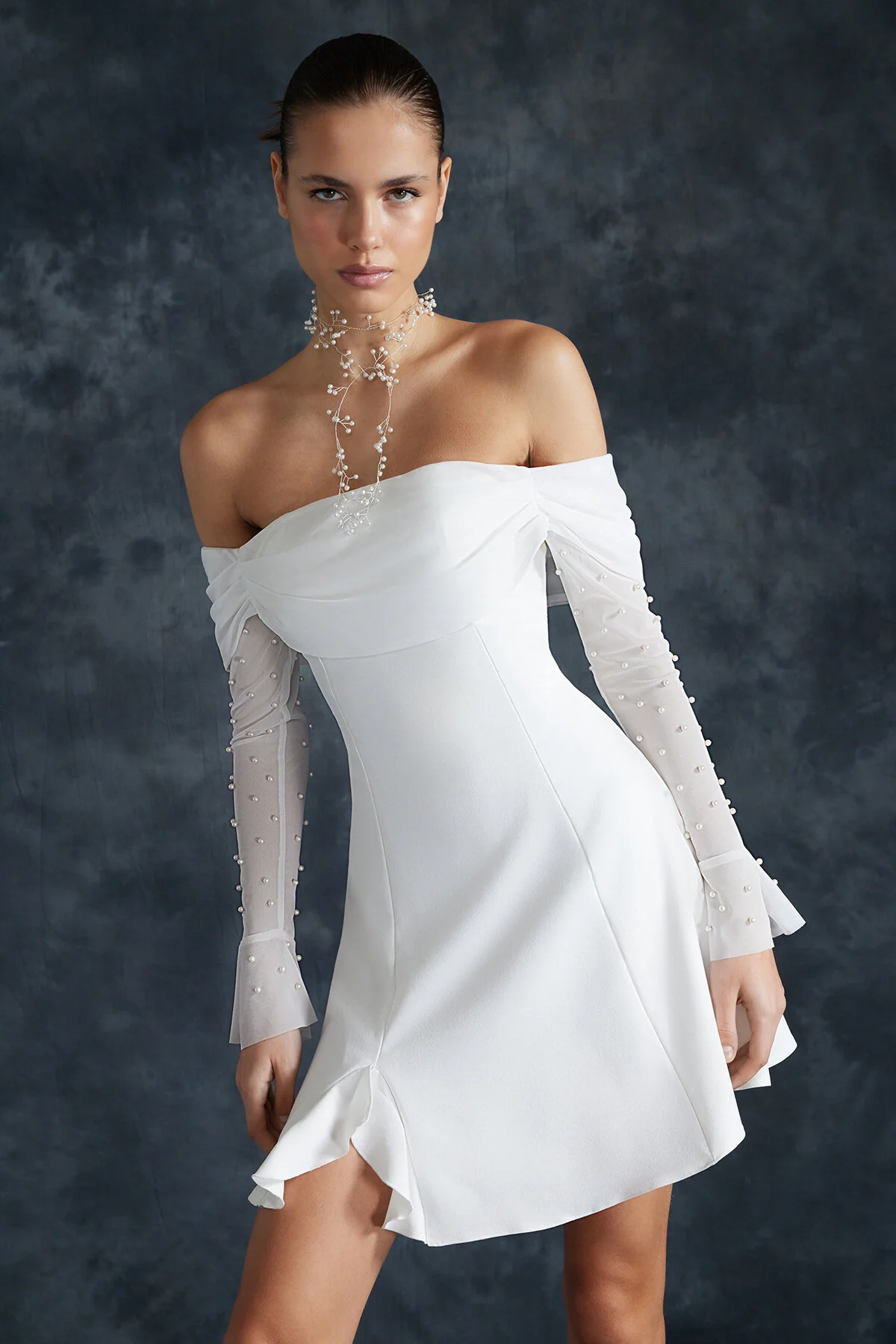 Trendyol Collection  Weiße Braut-Taillenöffnung/Skater-Futter für Hochzeit/Elegantes Nikah-Abendkleid TPRSS24EL00117