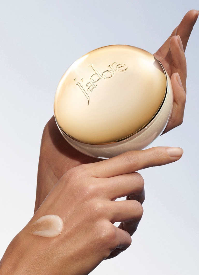 DIOR J'adore Les Adorables Shimmering Body Scrub - Scrub de corp cu parfum