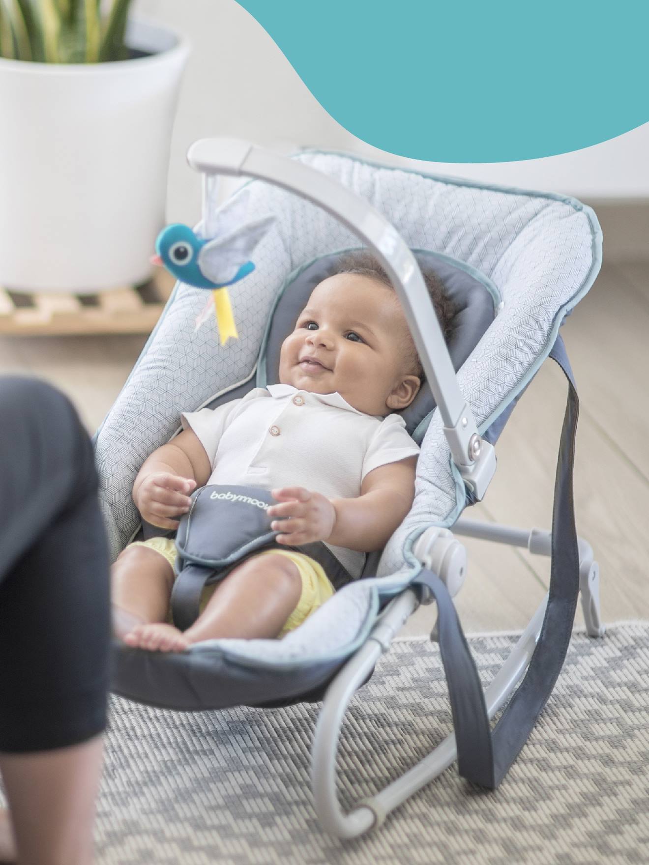 Babymoov Babywippe mit Spielzeug GRAPHIK BABYMOOV - grau/pfirsich