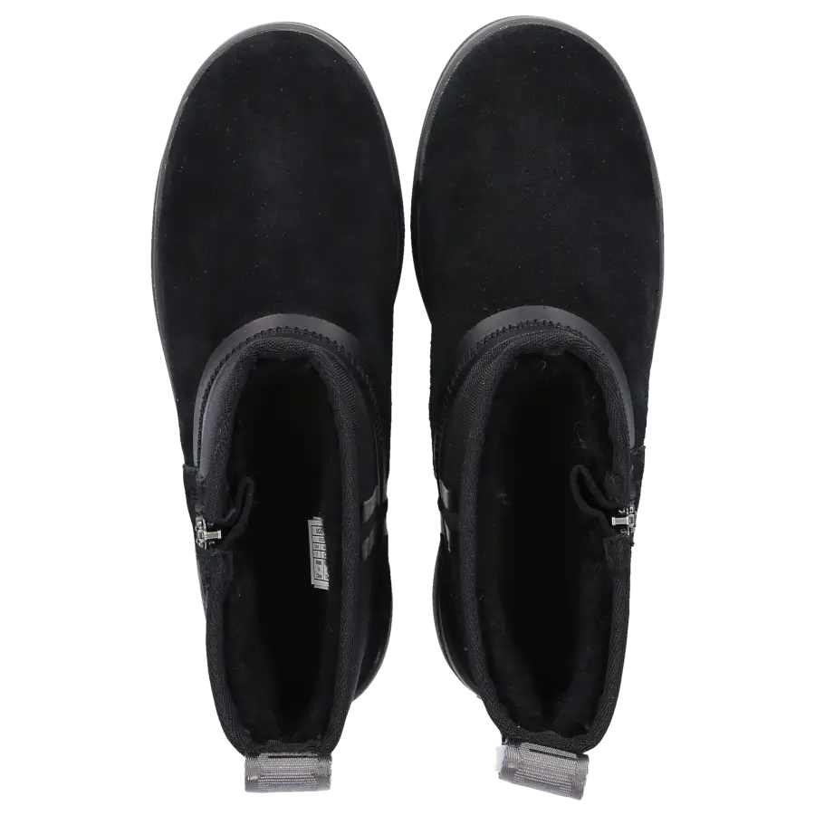 UGG - Stiefeletten CLASSIC TECH Gefüttert - schwarz