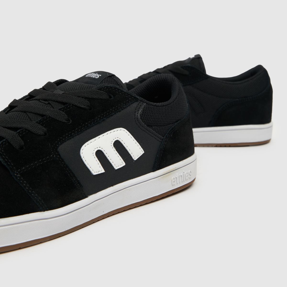 Etnies cresta sportcipők fekete és fehér színben