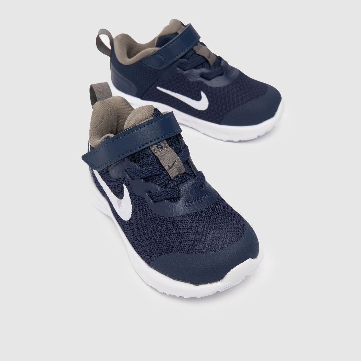 Nike marinblå och vita revolution 6 pojkar småbarnsskor