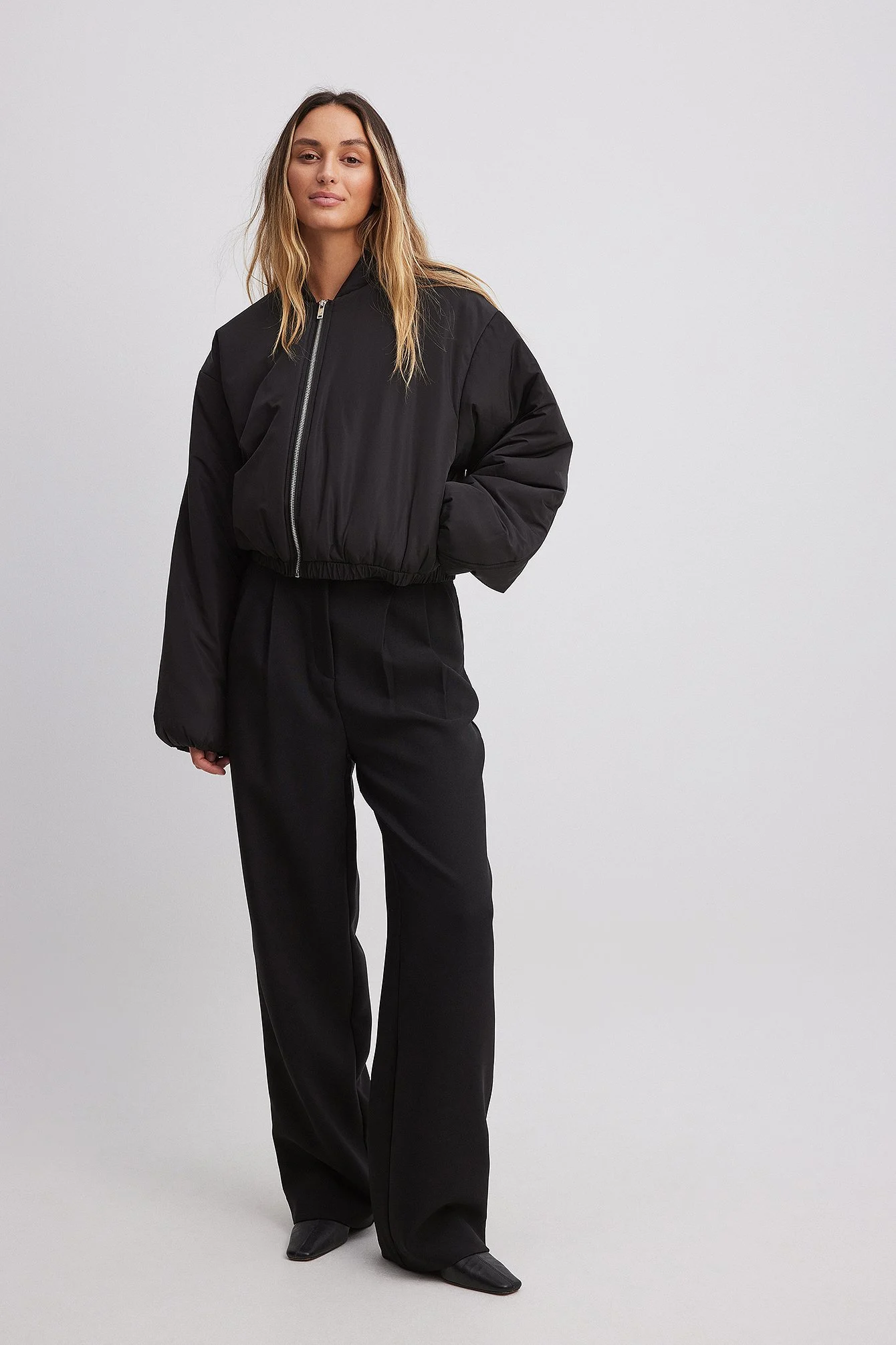 Gefütterte Crop-Bomberjacke