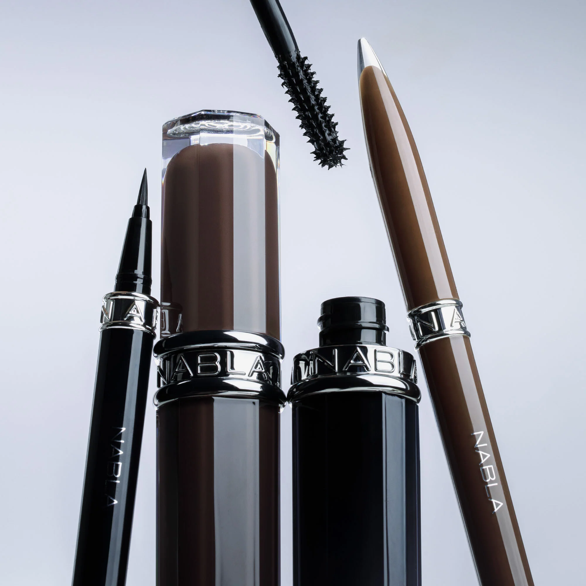 True Signature Eyes x Beyond Bold - Set za intenzivnost očiju - Šminka, Maskara, Olovka za oči