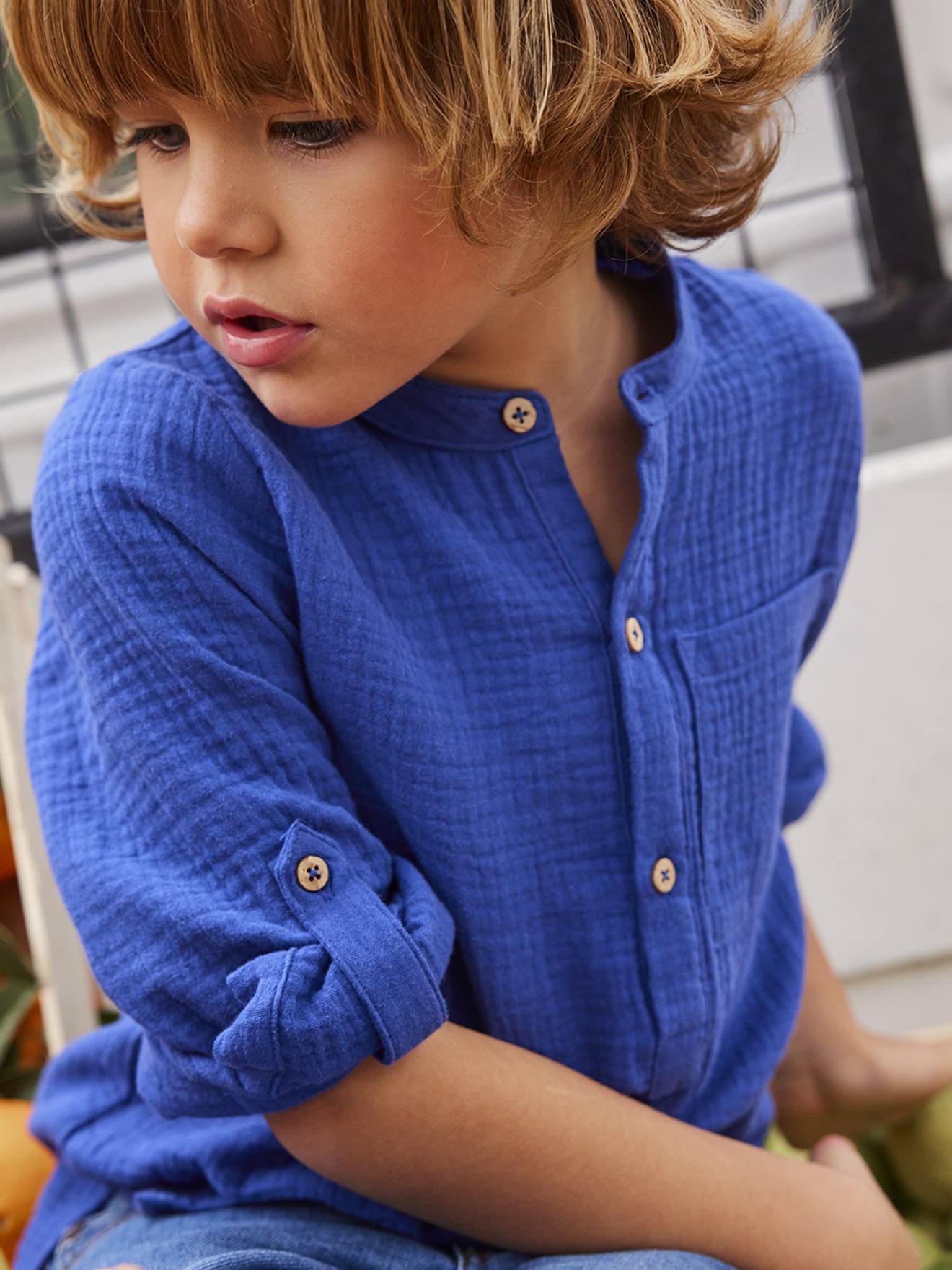 Chemise garçon en gaze de coton manches retroussables terracotta
