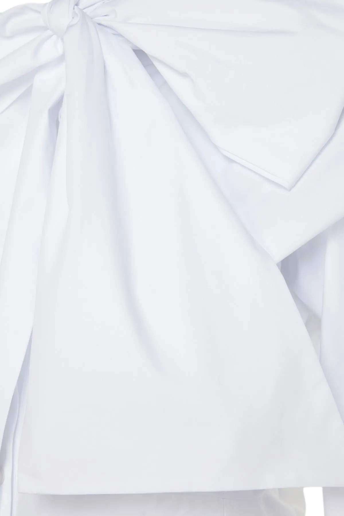 Trendyol Modest  X Kevser Sarıoglu Weißes Kleid aus 100 % gewebtem Baumwollpopeline mit breitem Gürtel TCLSS23DB00009