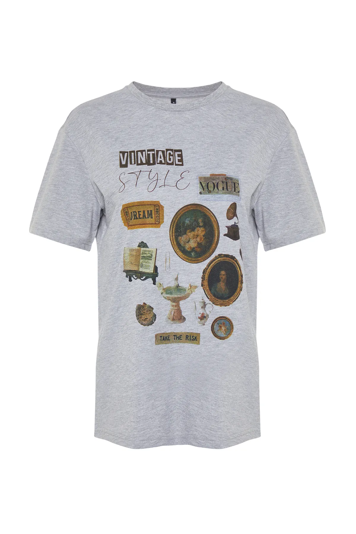 Trendyol Collection  Premium Grau Melange Bedrucktes Oversize/Wide Fit Strick-T-Shirt mit Rundhalsausschnitt TWOSS23TS00282