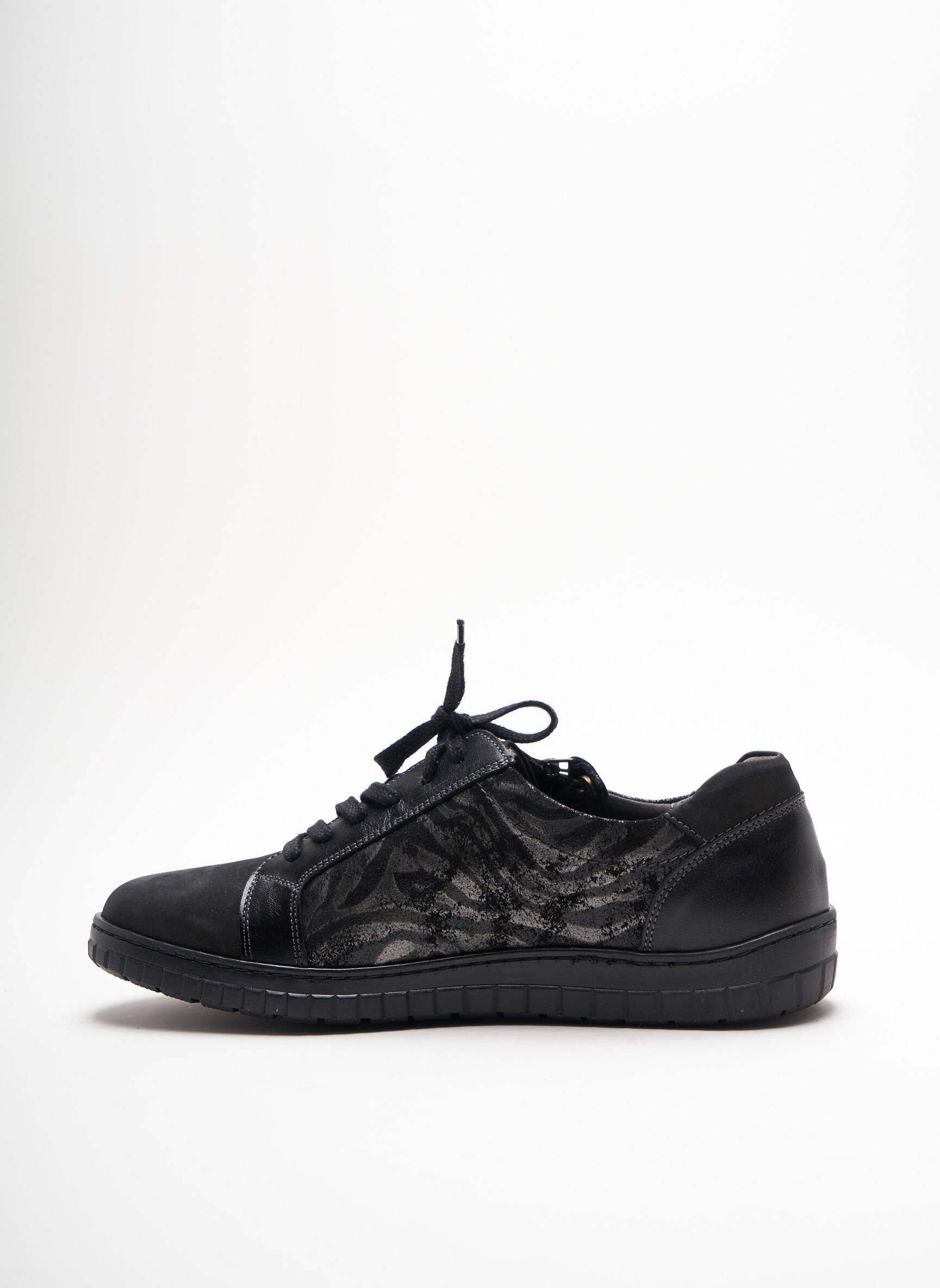 Arima Baskets Femme couleur noir