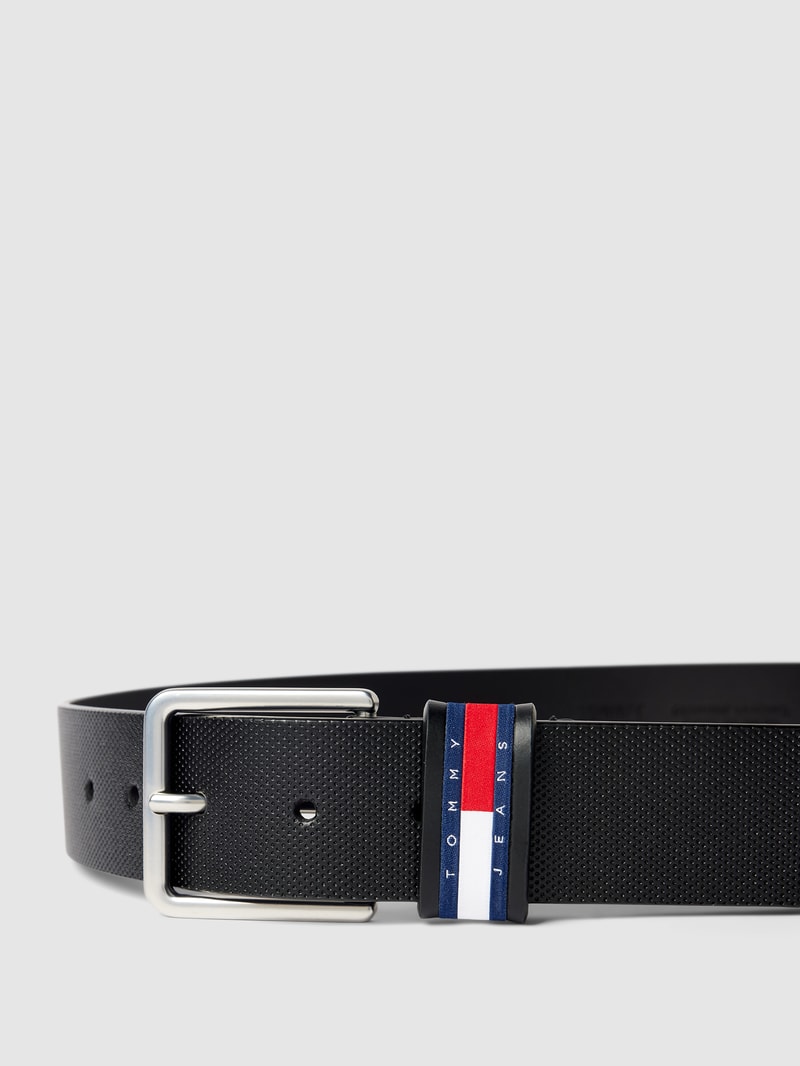 Gürtel aus Leder mit Label-Detail Modell 'ELEVATED' in schwarz