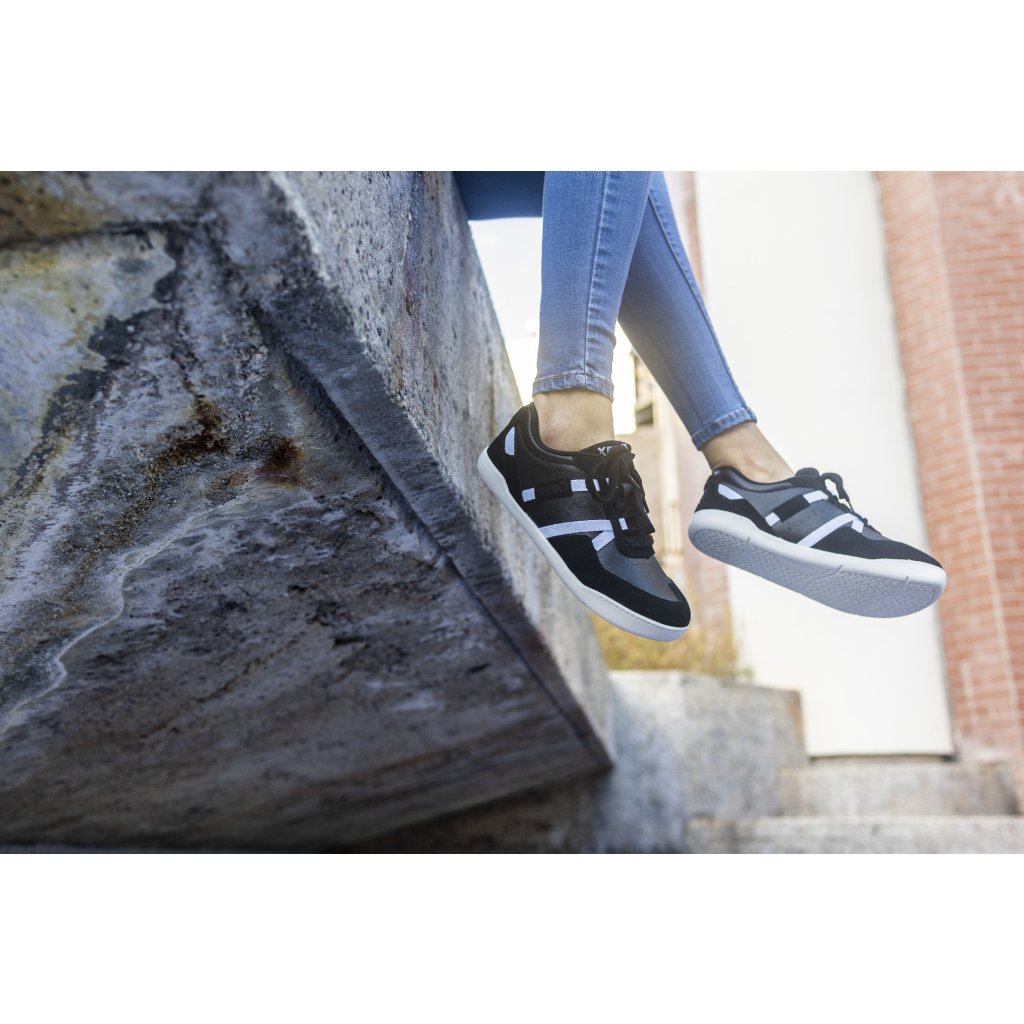 Xero Shoes Kelso Black / White sportliche Barfußschuhe