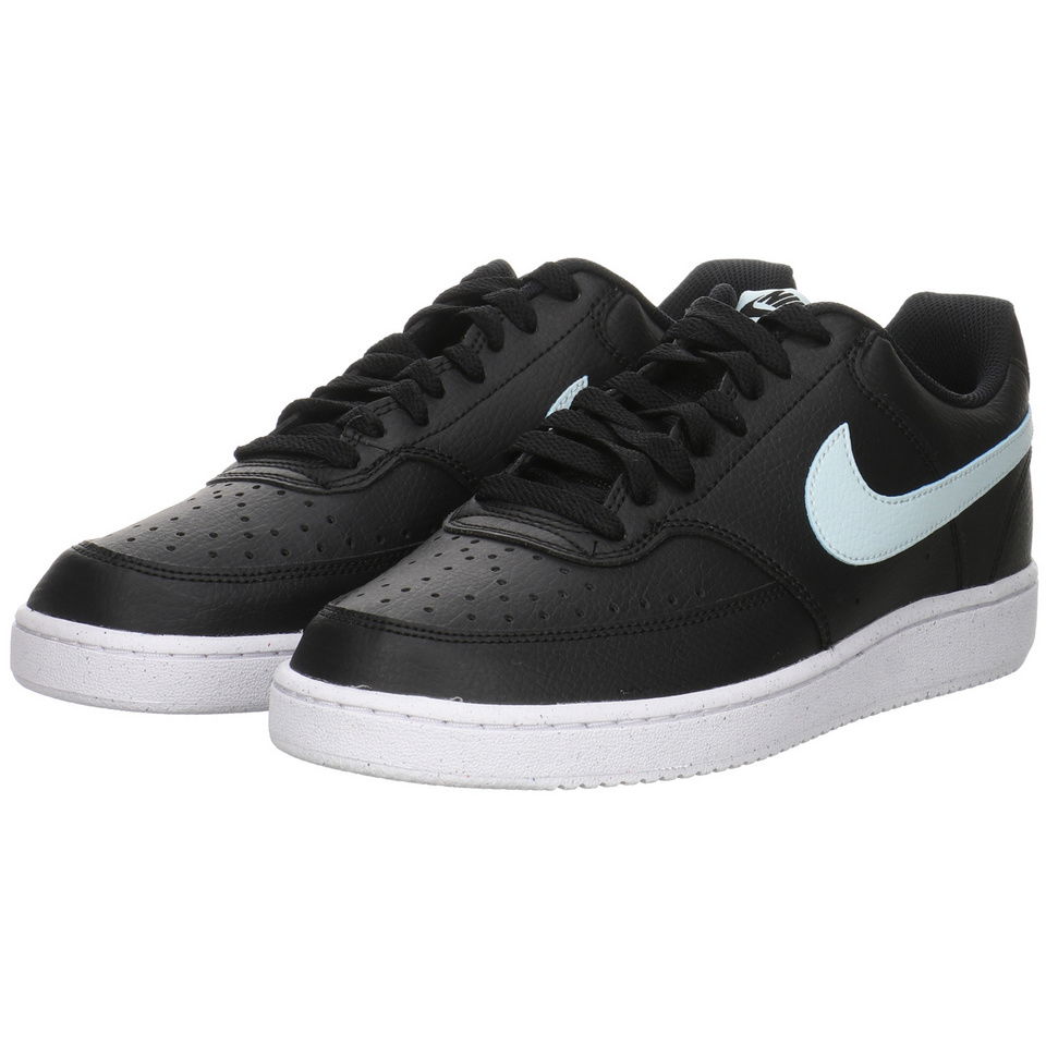 Nike Vision Low Sneaker