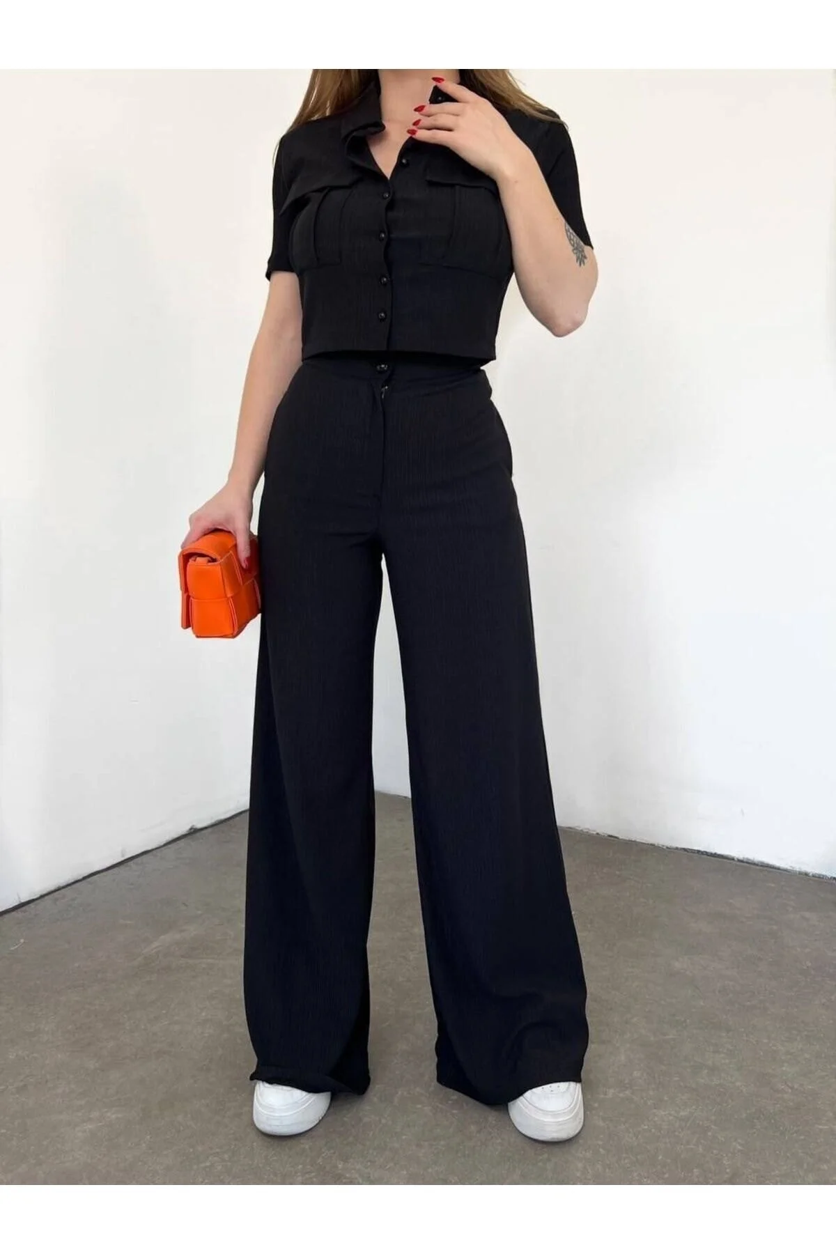 VOLT CLOTHİNG  Damen-Hosenanzug mit Knopfdetail und Kappe