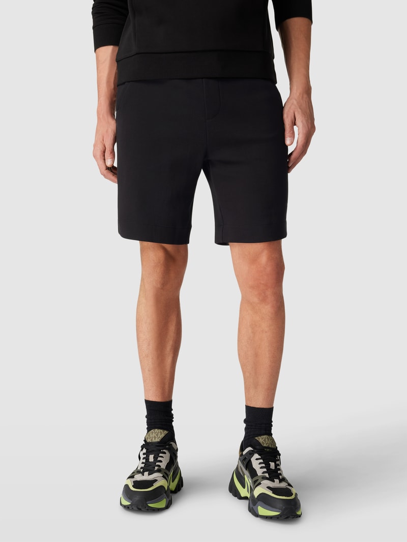 Sweatshorts mit Label-Stitching in schwarz