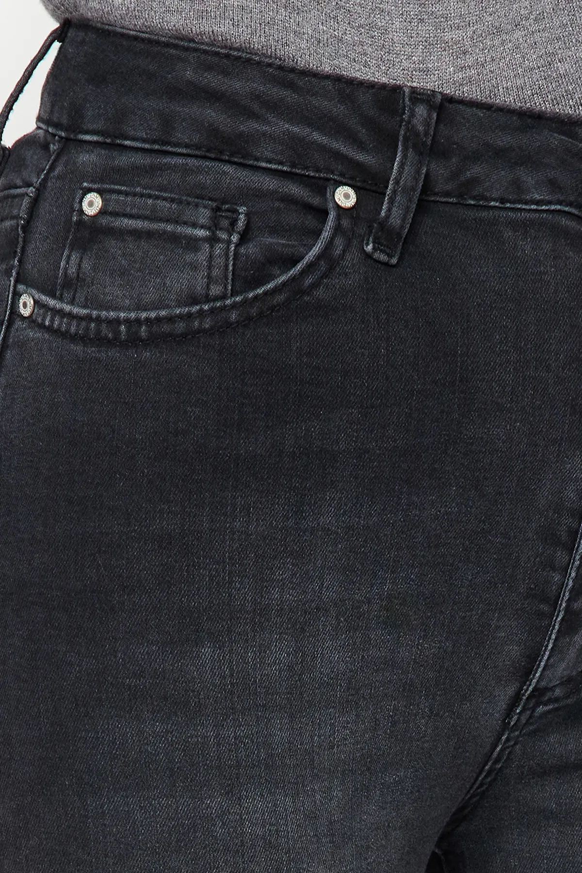 Trendyol Collection  Schwarze High Waist Skinny Jeans in Einheitsgröße TWOAW24JE00277
