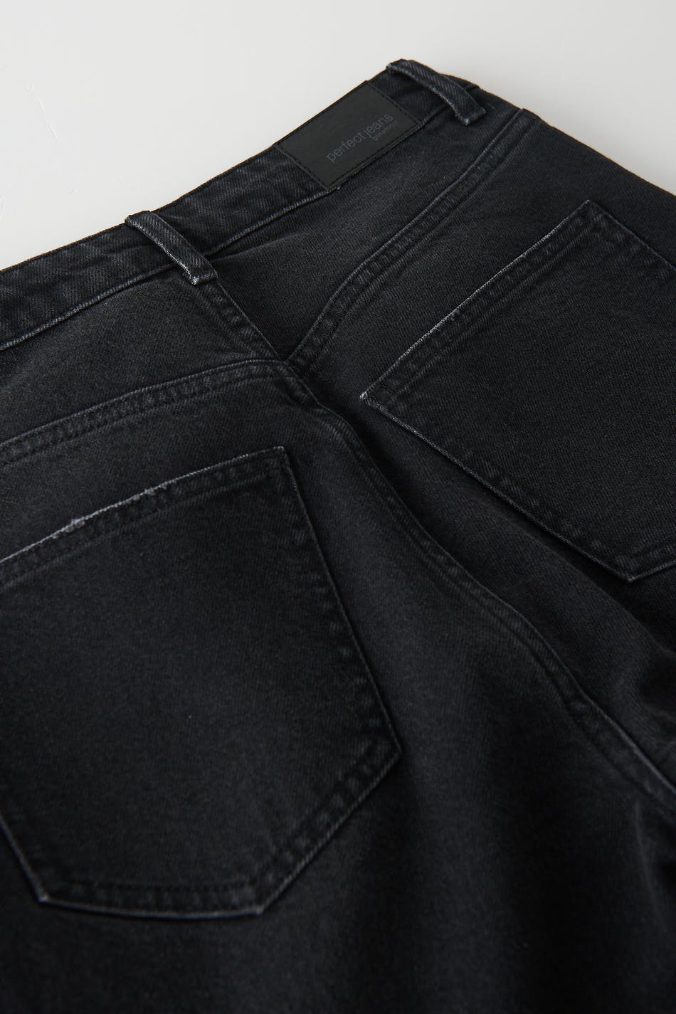 High waist slit jeans