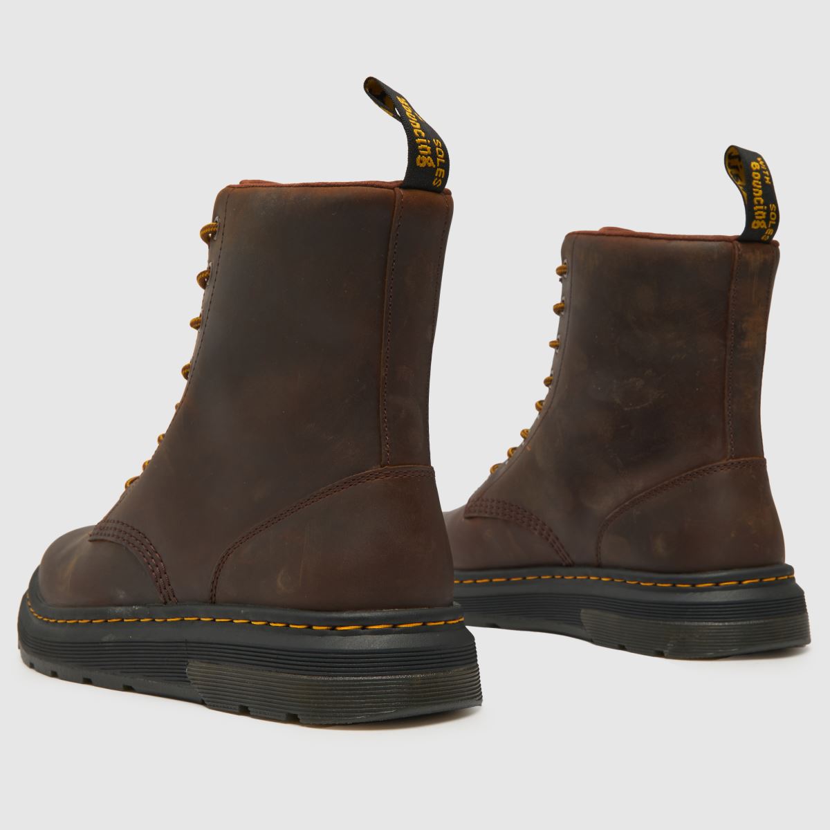 Kozačky Dr. Martens Crewson v tmavě hnědé barvě