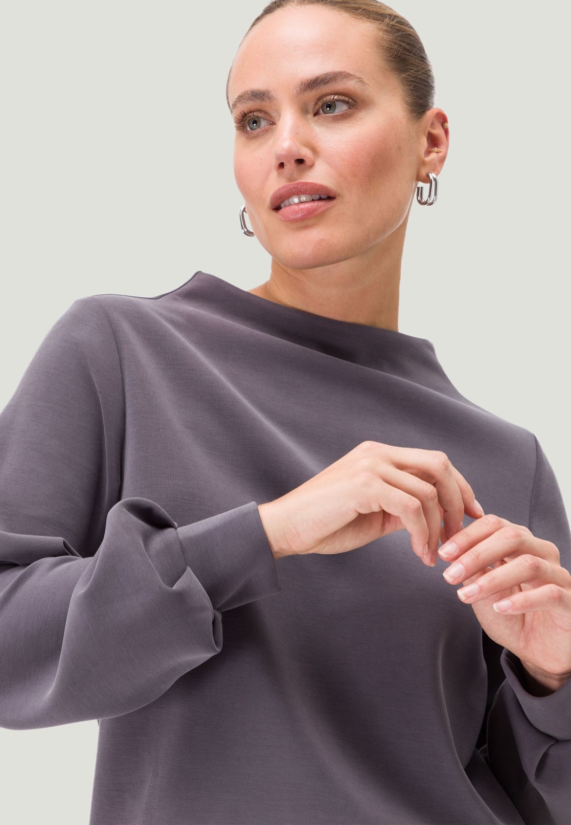 Sweatshirt mit Kragen