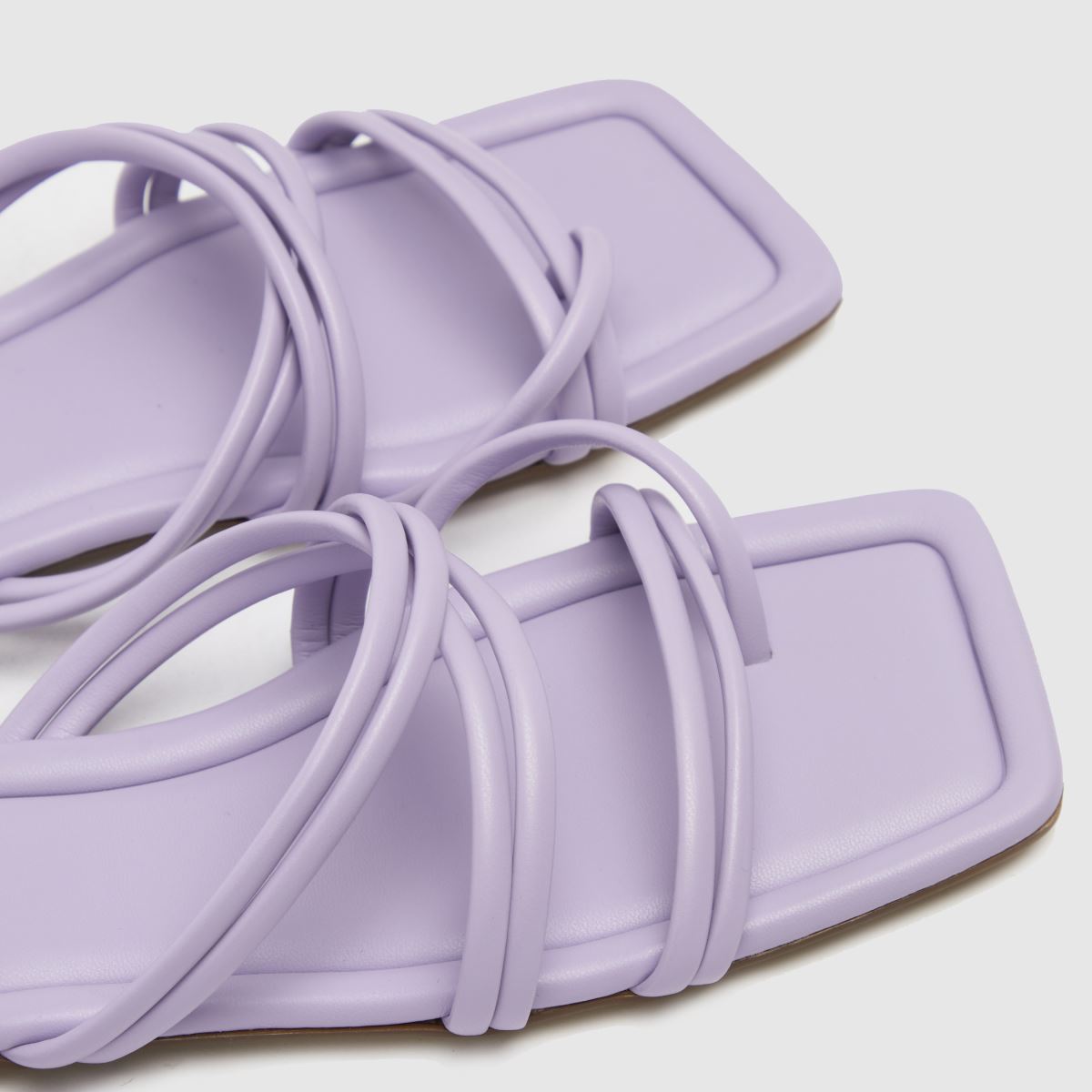 Lila színű schuh tanga nyakkendős szandál