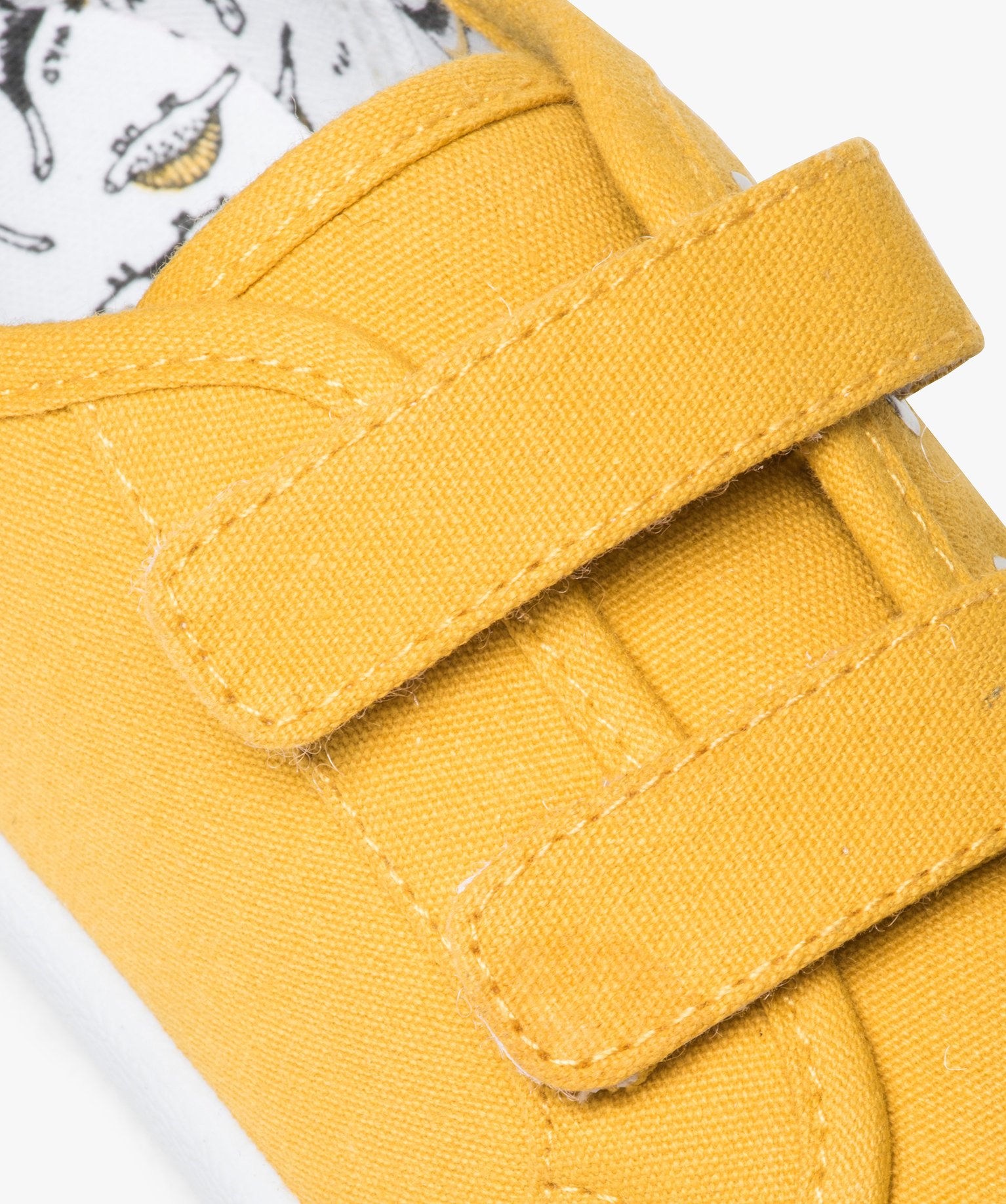 Baskets Garçon en toile unie à bout renforcé et scratchs jaune | GEMO