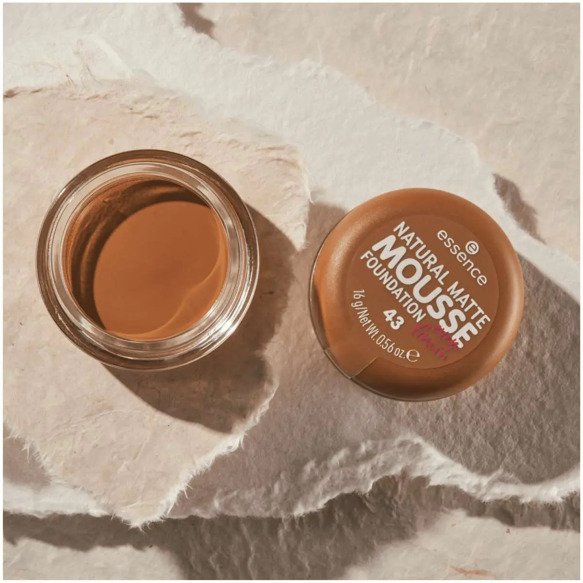 Essence Naturlig Mat Mousse - Foundation 43 16g