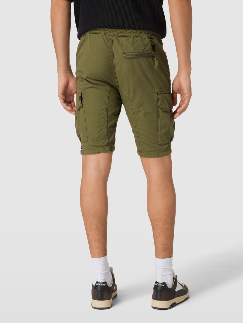 Bermudas aus Baumwolle mit Label-Details Modell 'RIBSTOP' in olivgrün