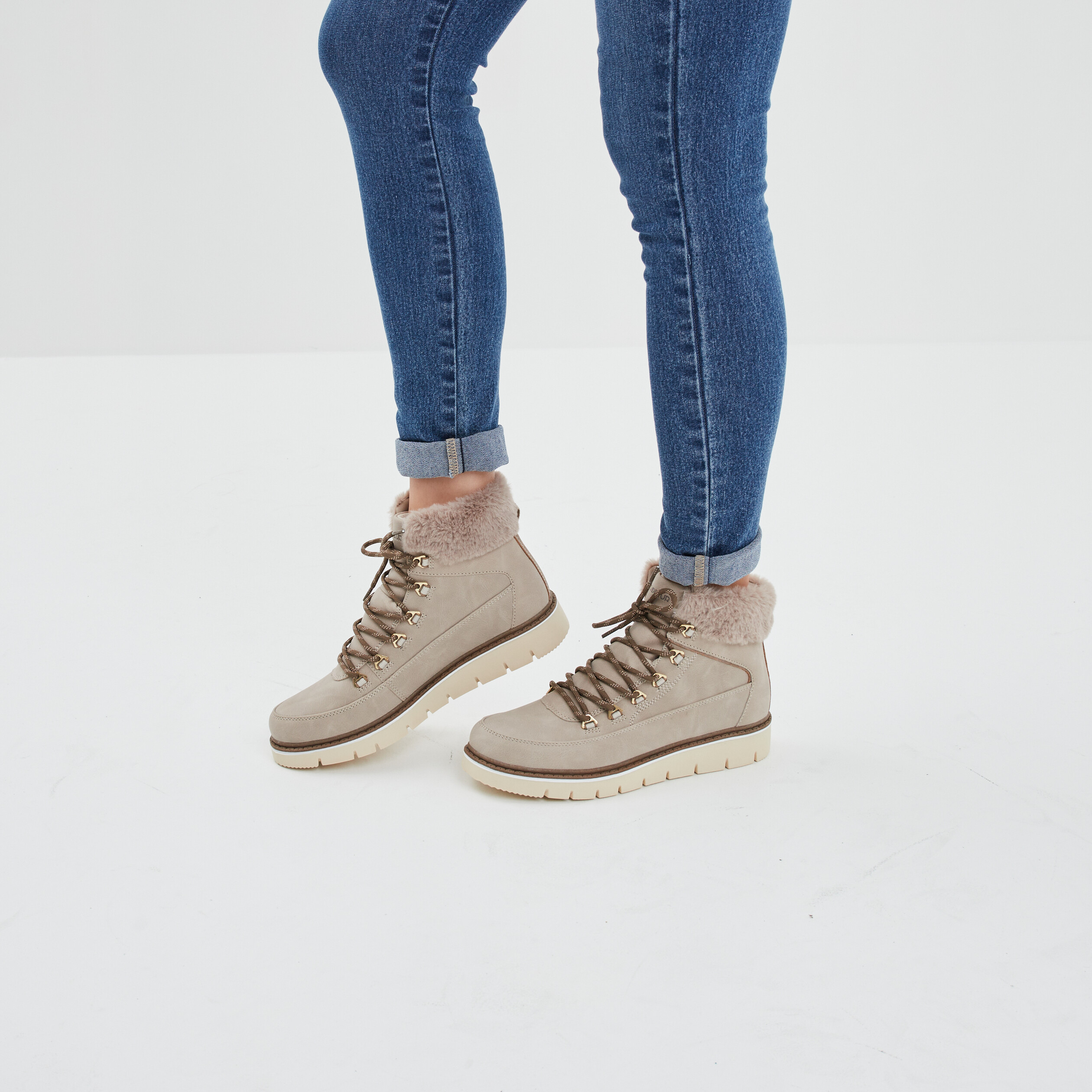 Bottines fourrées à lacets Trappeur taupe femme | La Halle