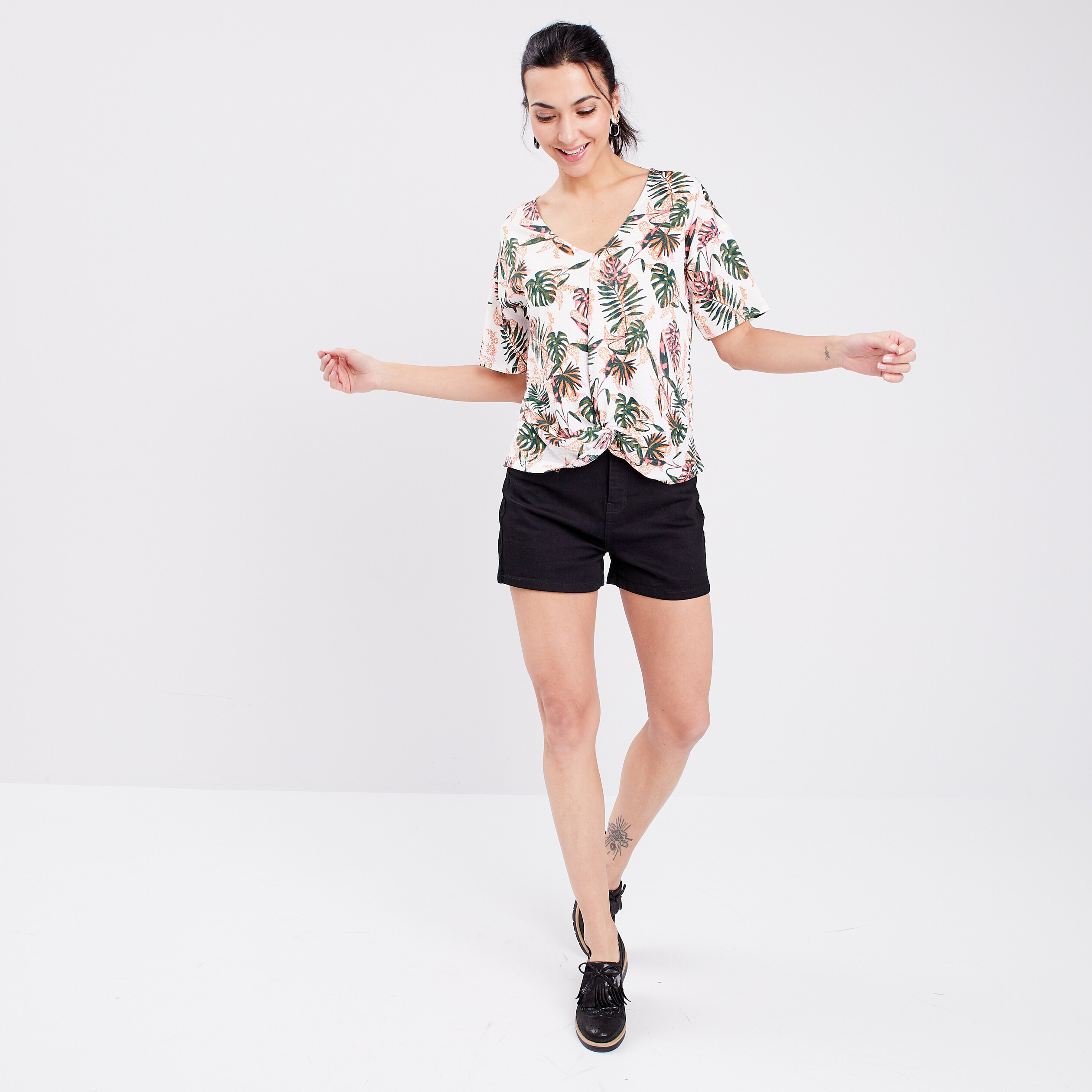 T-shirt manches courtes détail noeud ecru femme | La Halle