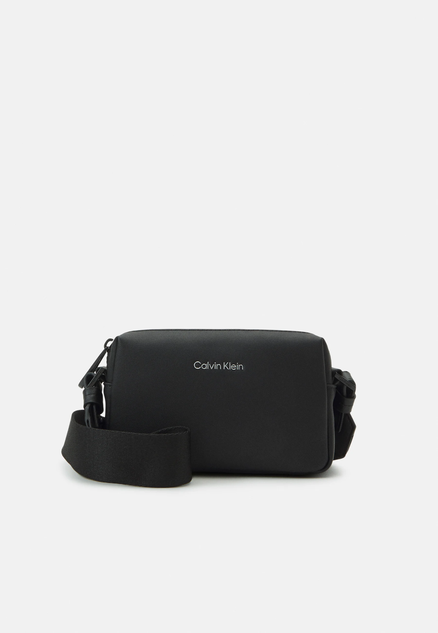 Calvin Klein CK MUST CAMERA BAG UNISEX - Bolso de hombro