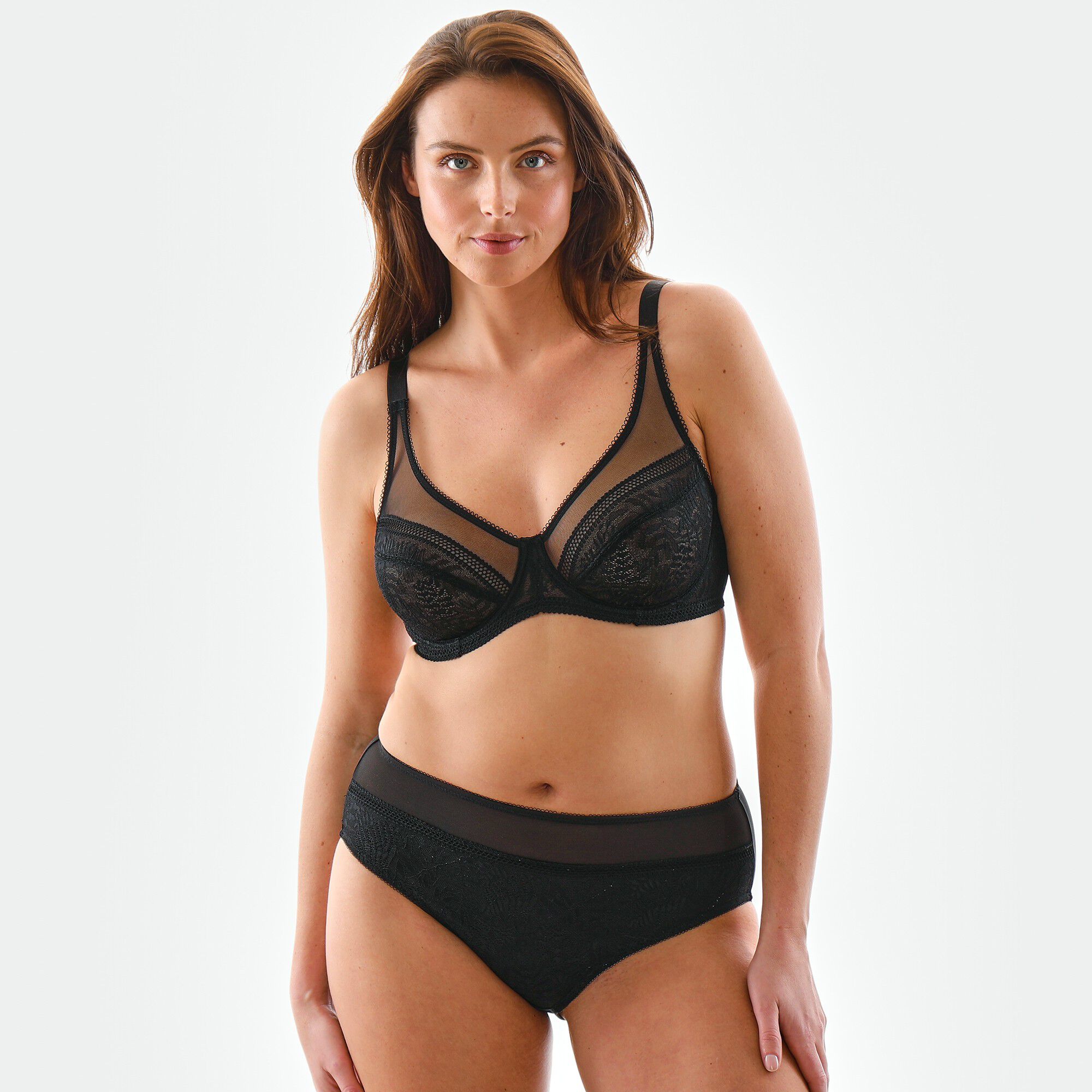 Soutien-gorge minimiseur en tulle et dentelle Camana