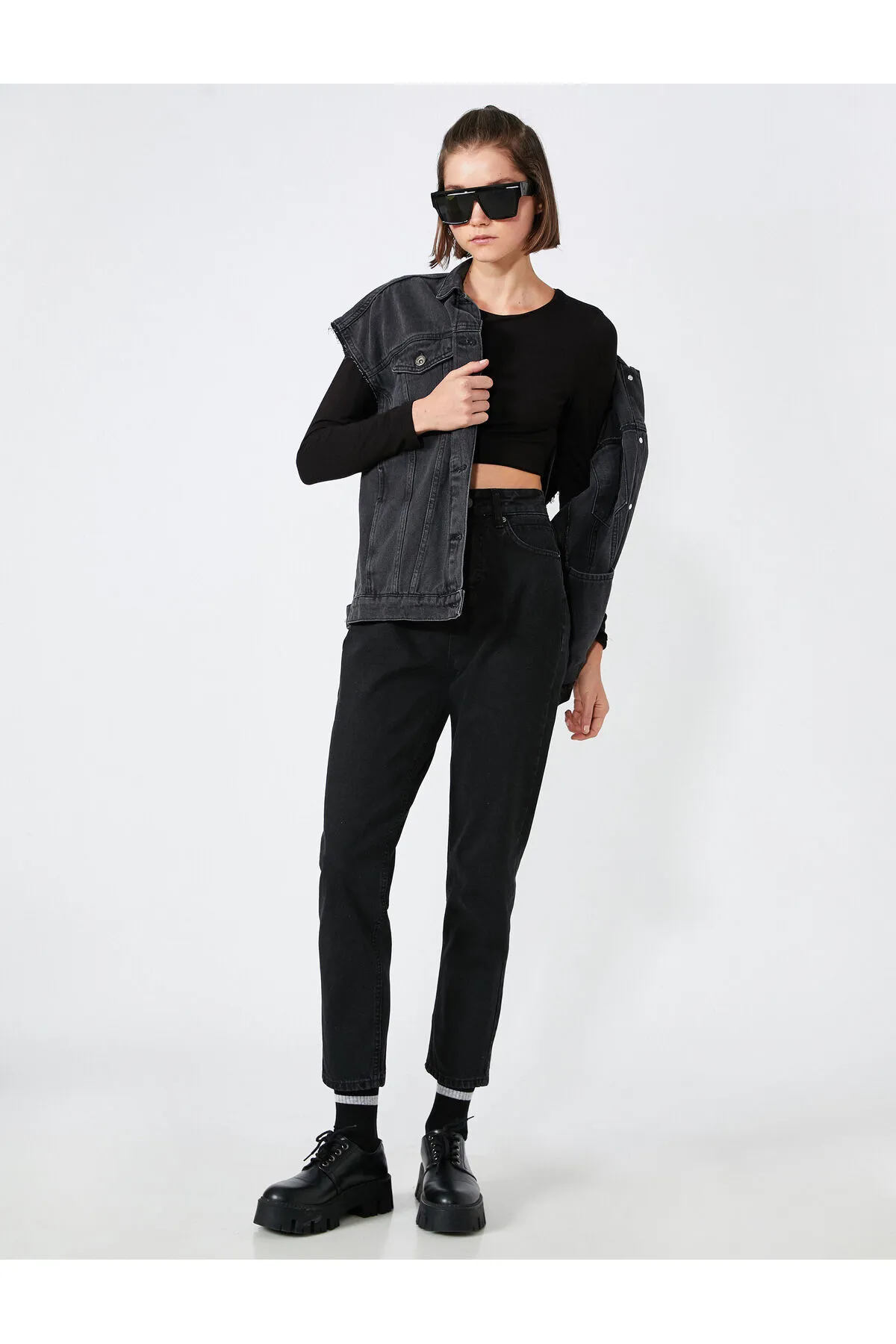 Koton  Basic-Jeans mit hoher Taille – Mom Jean