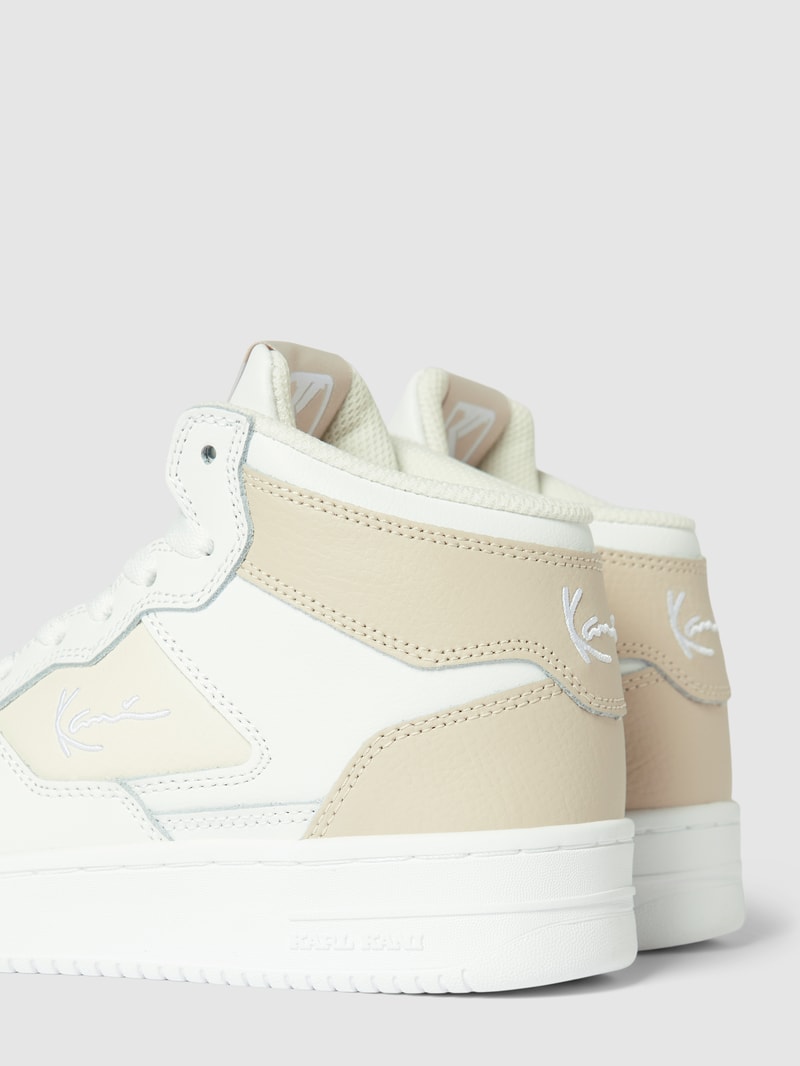 High Top Sneaker mit Label-Detail in beige