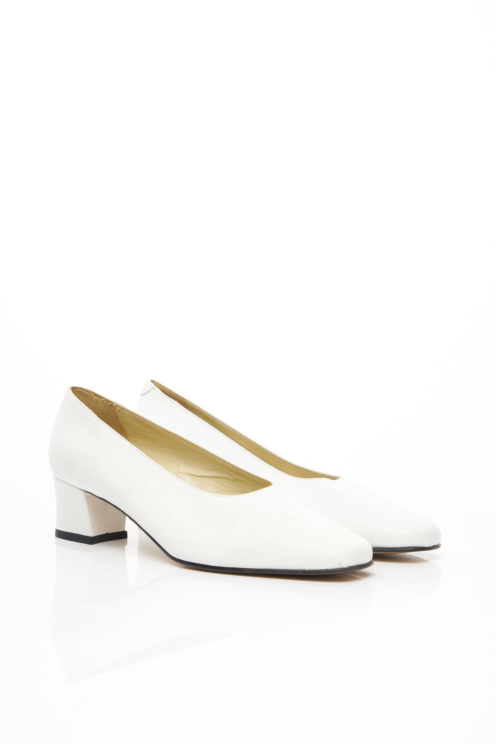 Go Chic Escarpins Femme couleur blanc