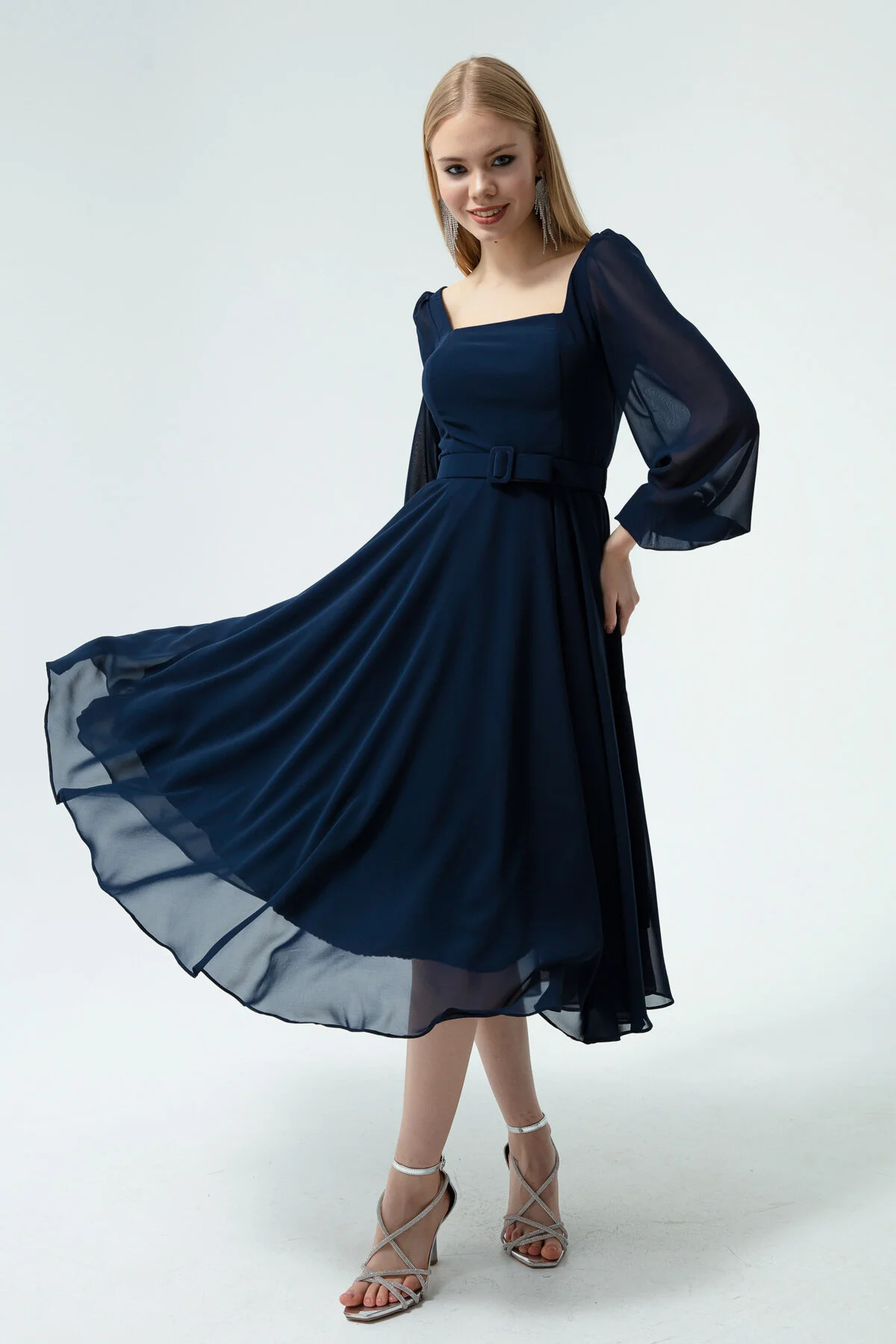 Lafaba  Marineblaues Abendkleid aus Midi-Chiffon mit quadratischem Kragen und Gürtel für Damen
