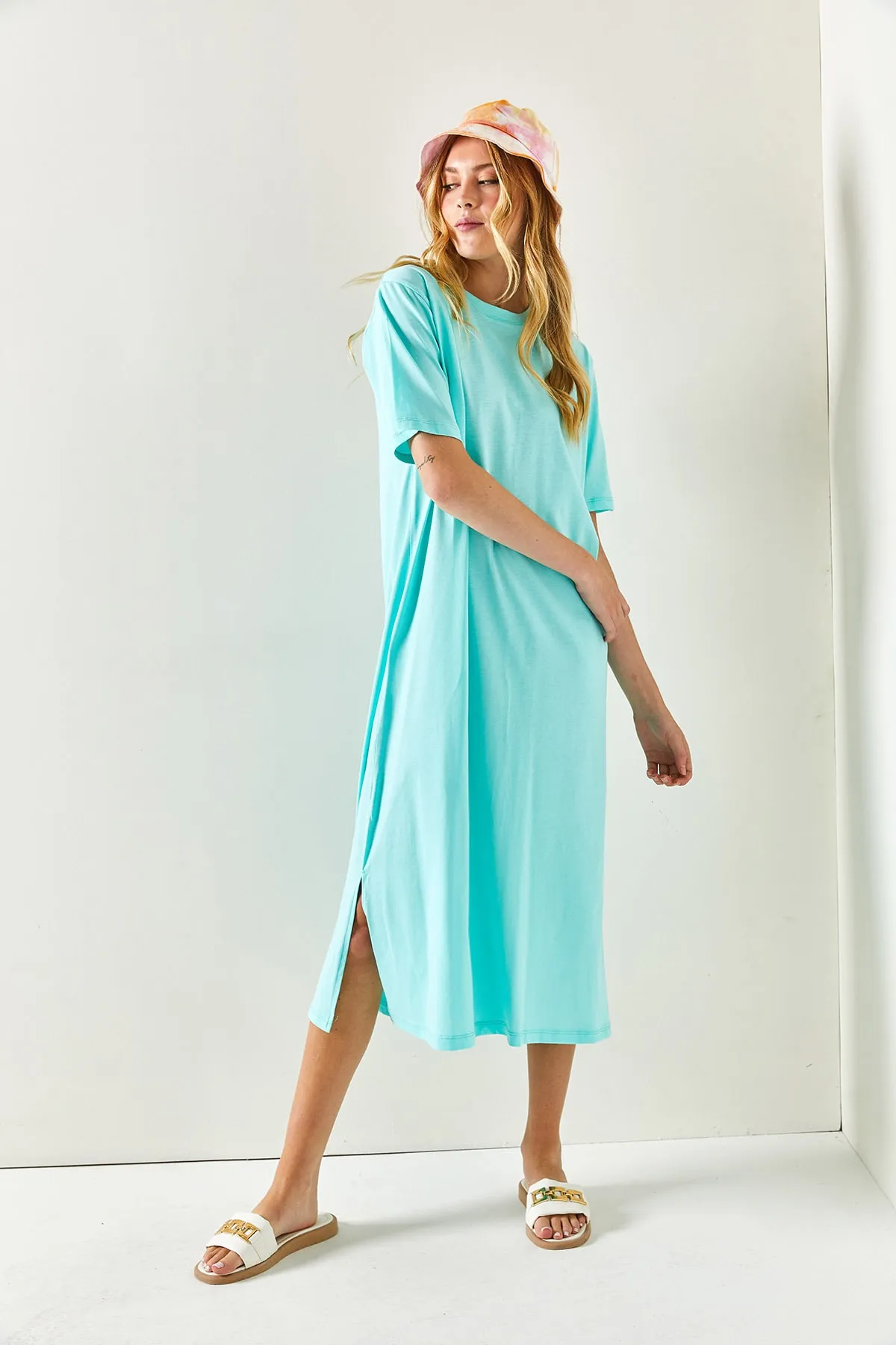 Olalook  Mintgrünes Oversize-Baumwollkleid für Damen mit Seitenschlitzen ELB-19001880