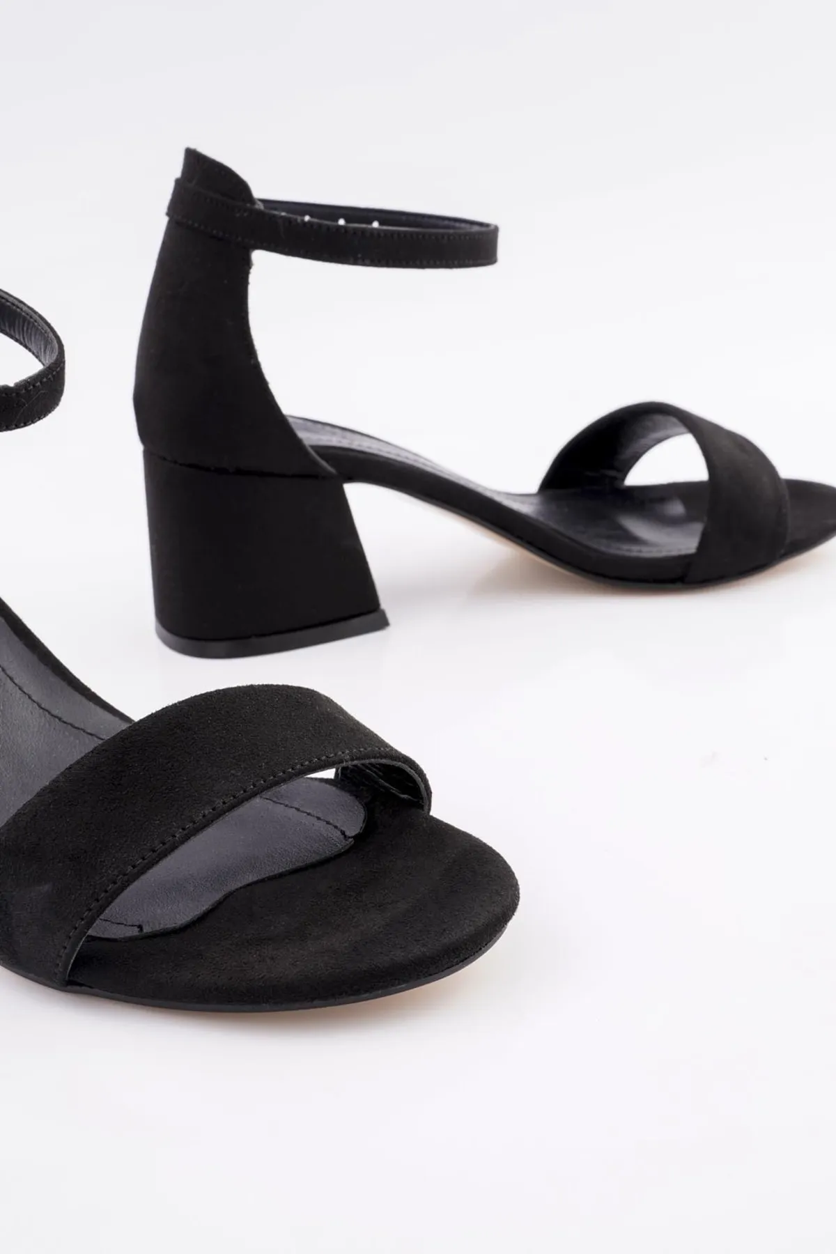 CZ London  Damen-Schuhe mit Absatz, knöchelgebunden, offener Riemen vorne, Sommer