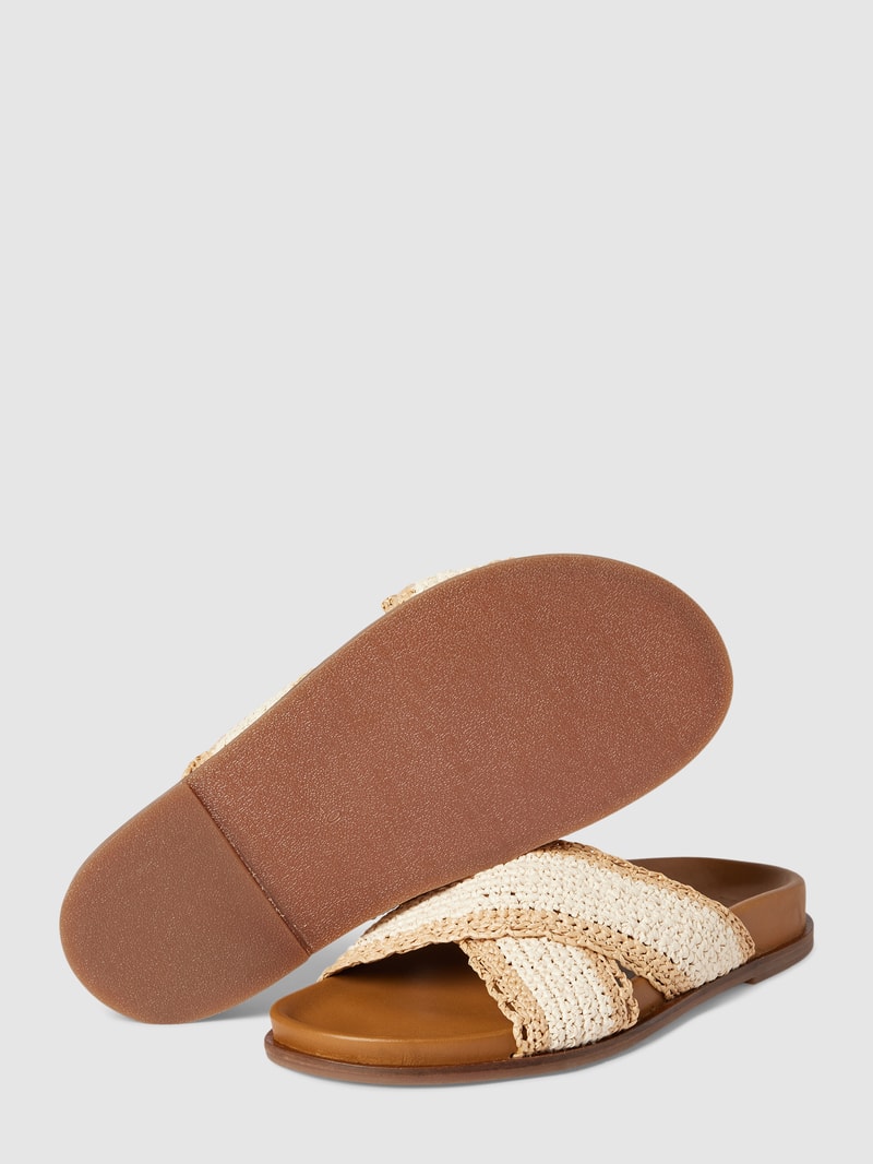 Sandalen mit Riemen in Flecht-Optik in sand