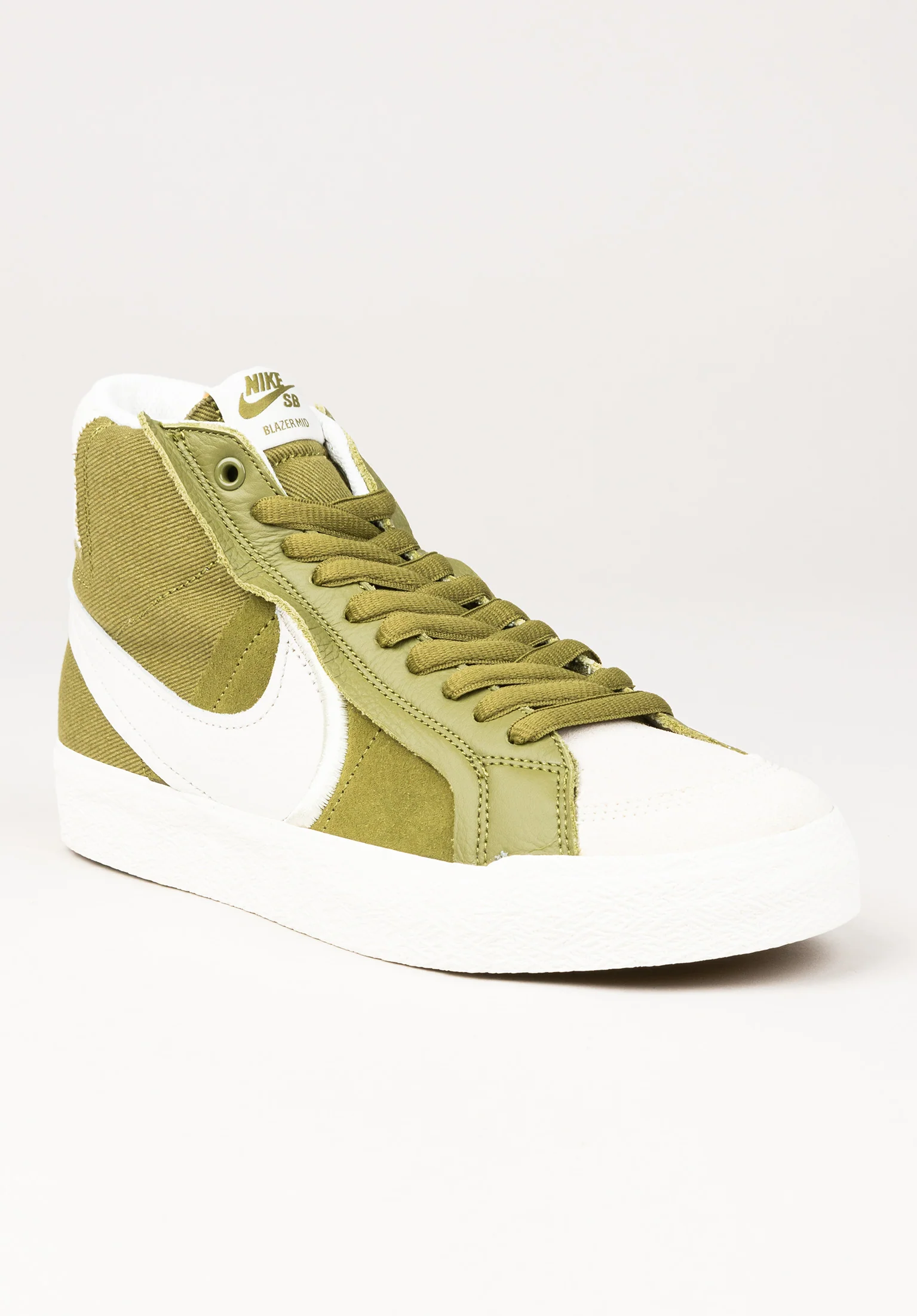 Zoom Blazer Mid PRM Plus