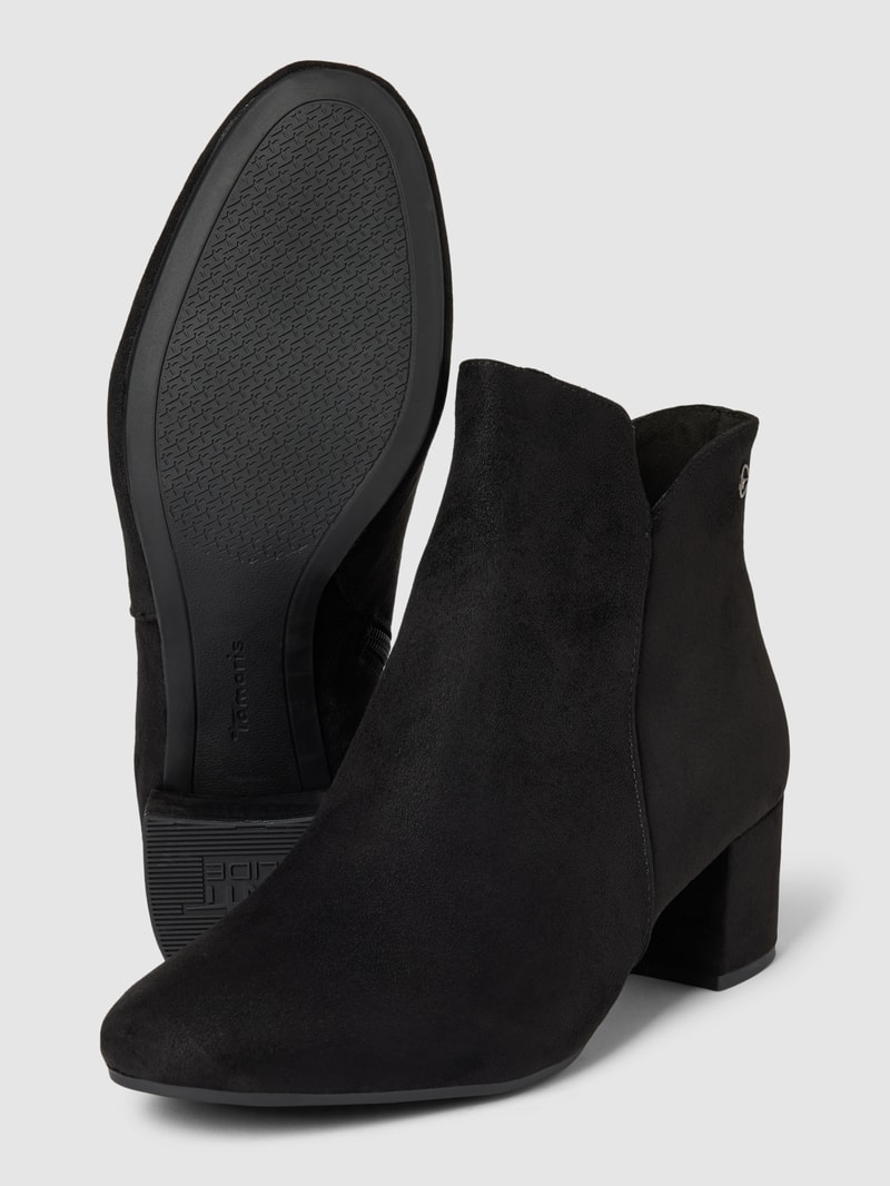 Stiefel mit Label-Detail in schwarz
