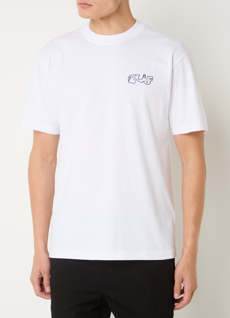 Camiseta OLAF com estampa nas costas e logo em formato de script.