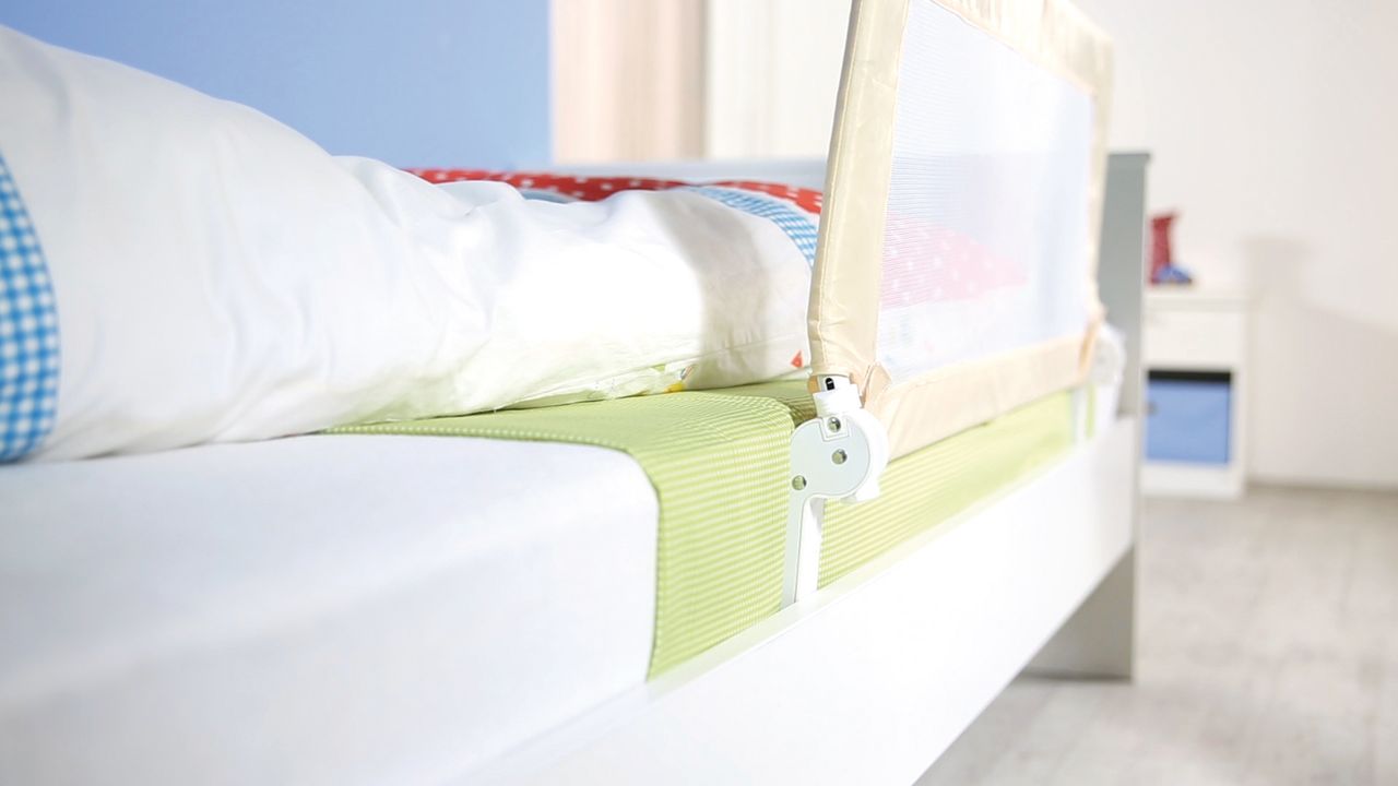 Roba Bettschutzgitter 'Klipp-Klapp', klappbar, für Babys & Kinder, Rausfallschutz 150cm, beige