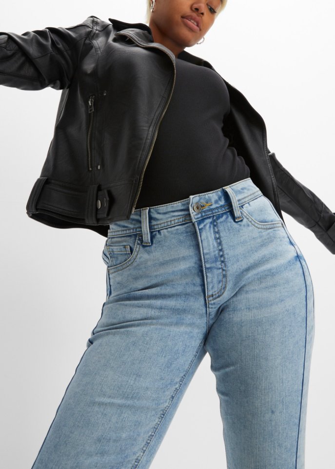 Schlagjeans mit Schlitzdetail
