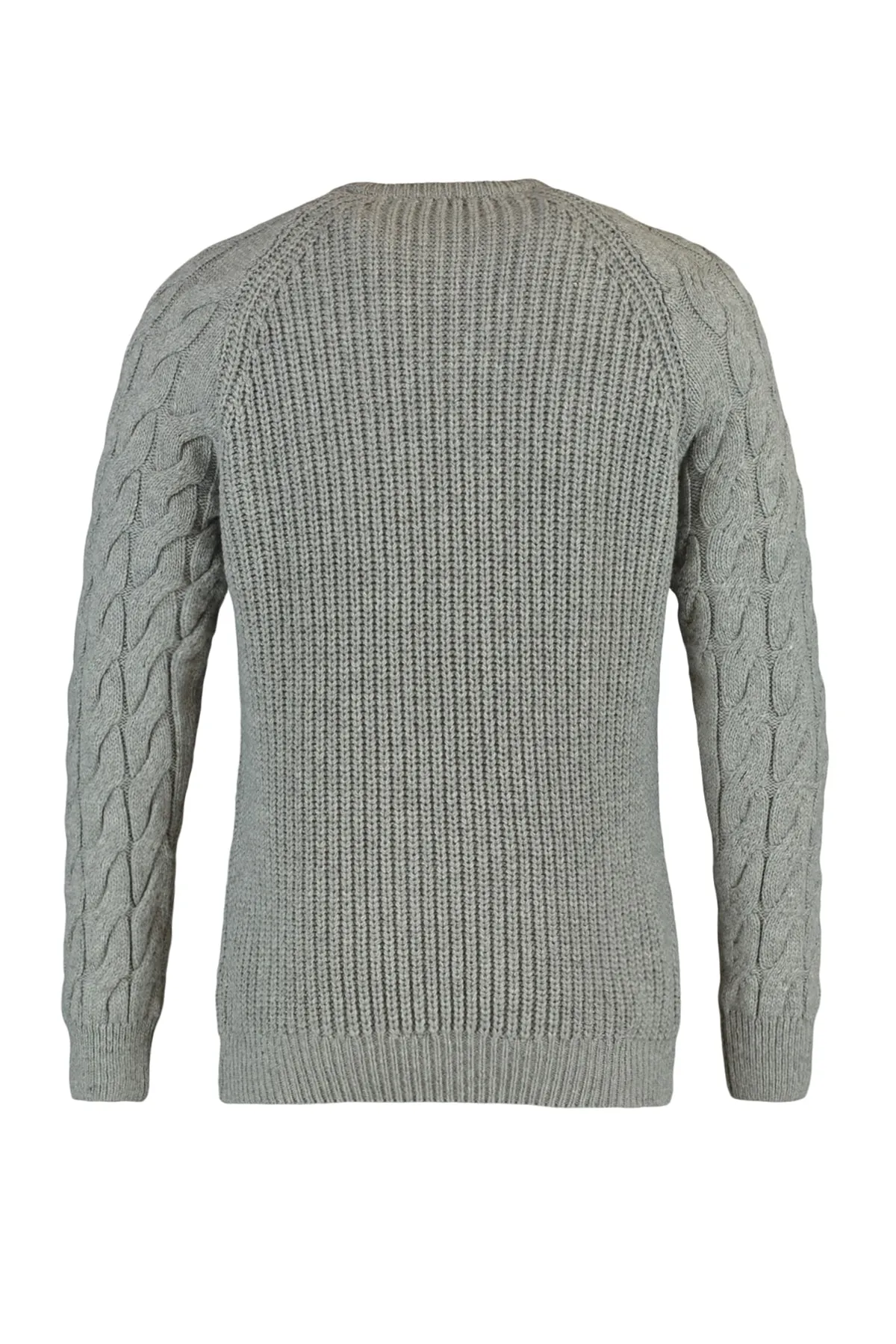 Trendyol Collection  Grauer Strickpullover mit Rundhalsausschnitt, normaler Passform und detailliertem Haarzopfmuster TMNAW22KZ2059