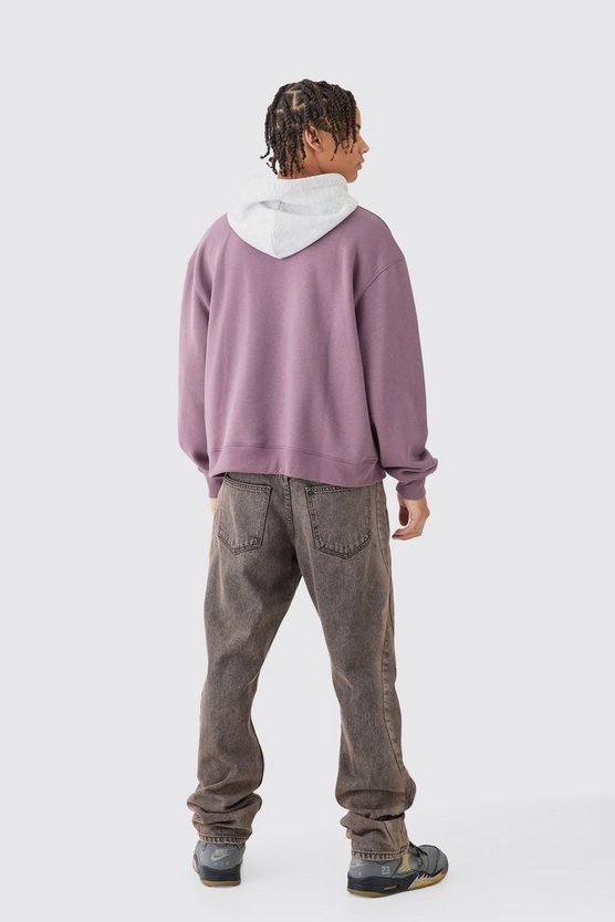 Kastiger Oversize Hoodie mit 3D Stickerei