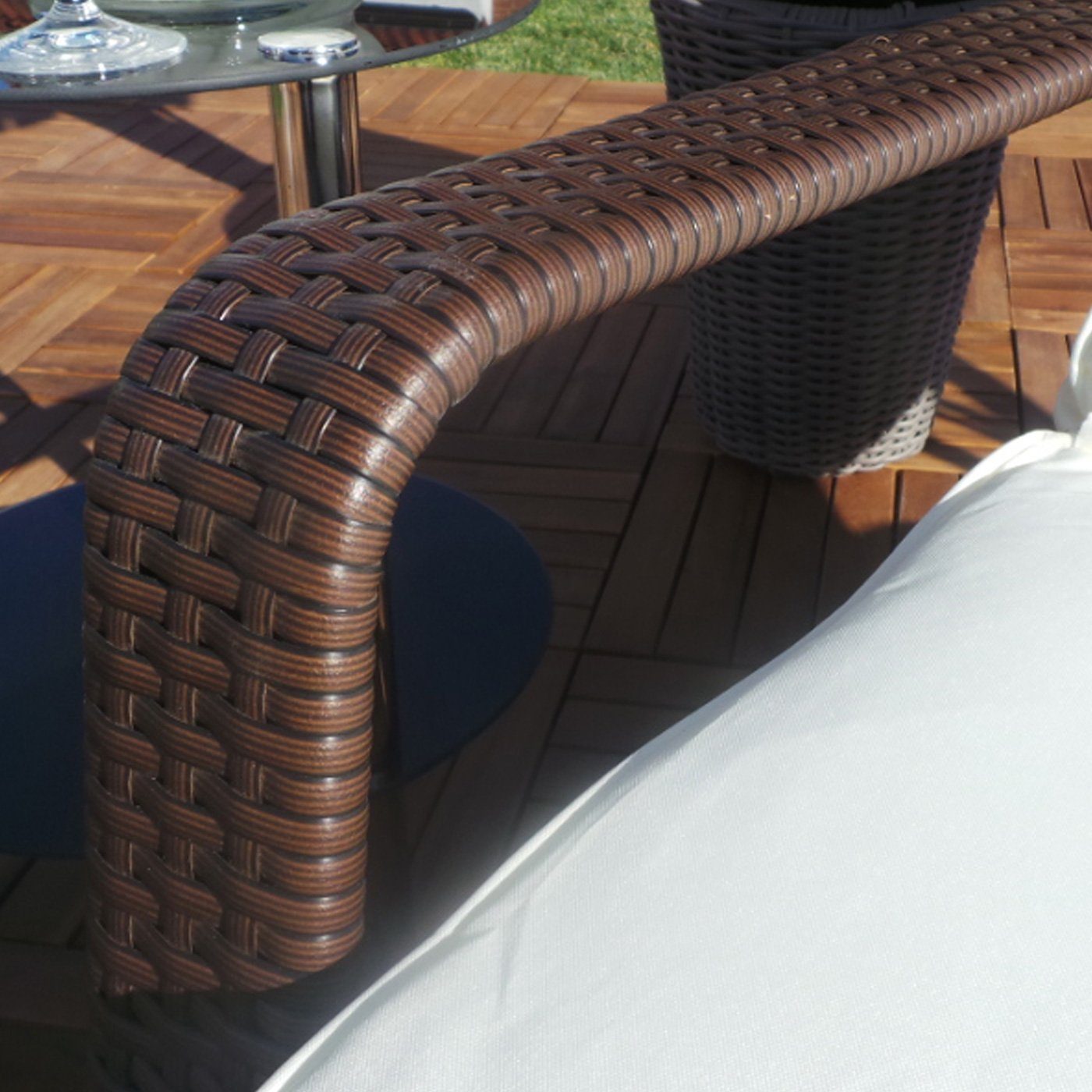 Swing&Harmonie Gartenliege Polyrattan Garten Liege Rattan Sonnenliege mit Räder, inkl. Auflagen und Nackenkissen - rollbar