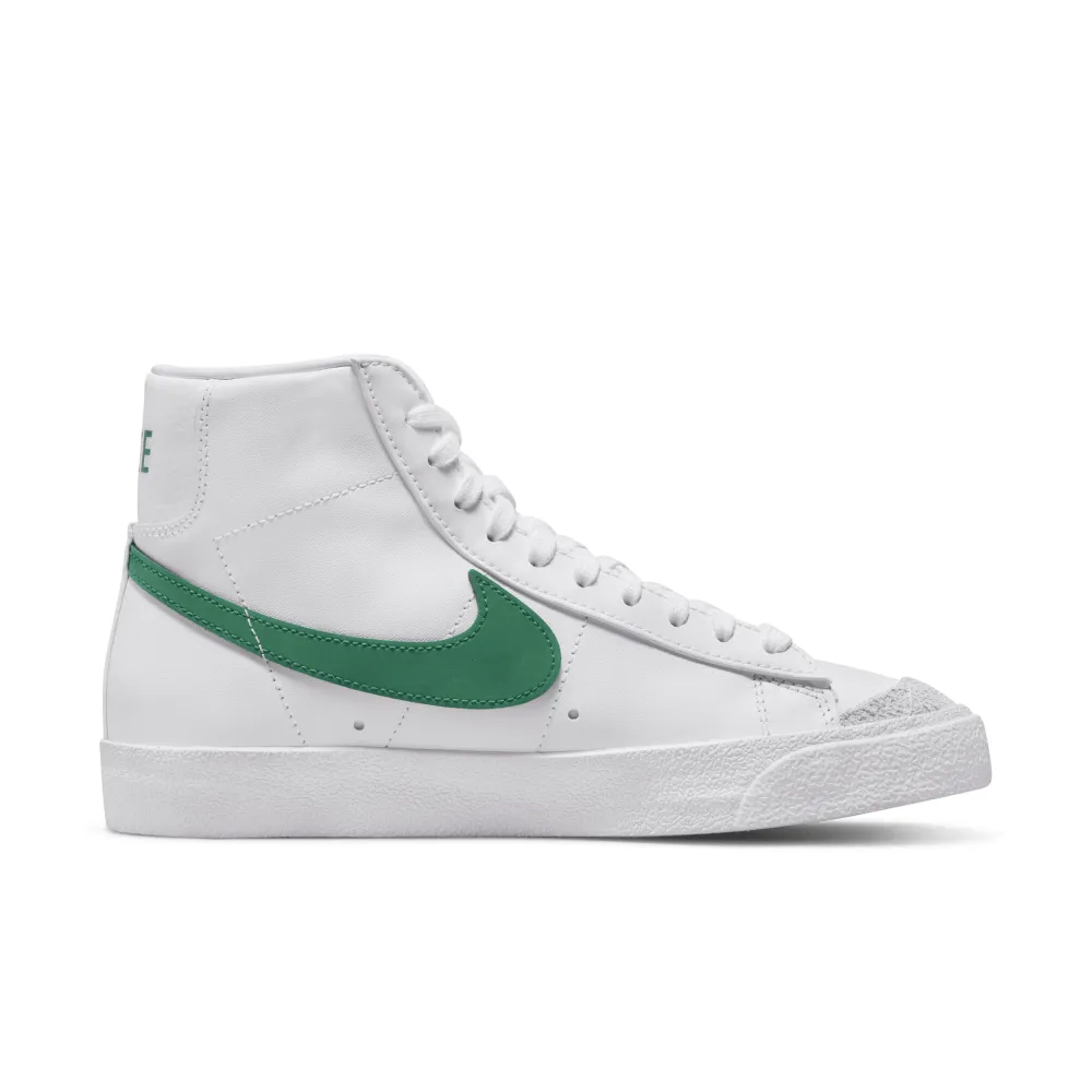 Nike Blazer Mid 77 CZ1055-119 / weiss
