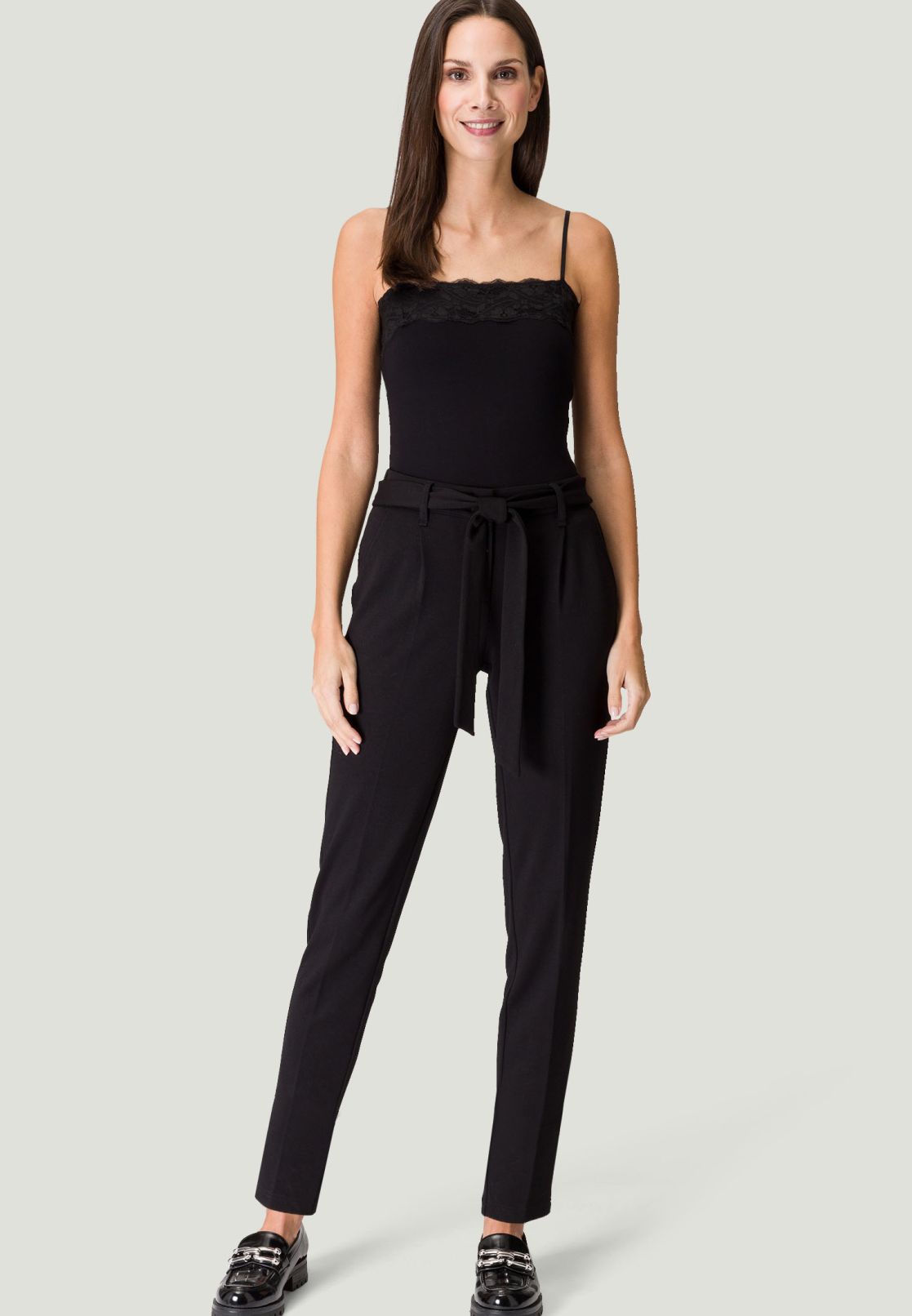 Top mit Spitzenkante Style Tessa