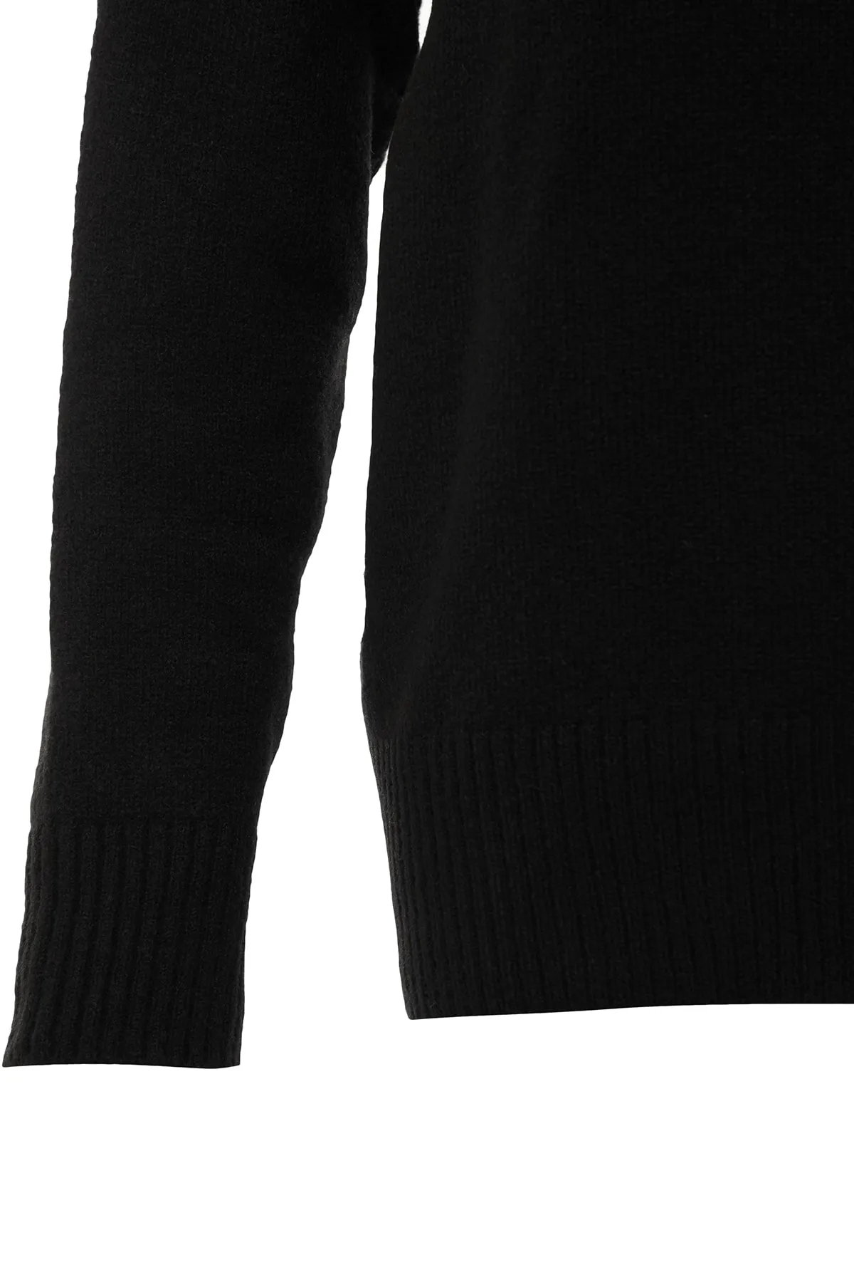 Trendyol Collection  Schwarzer, weich strukturierter Strickpullover mit Stehkragen und weiter Passform TWOAW23KZ00469