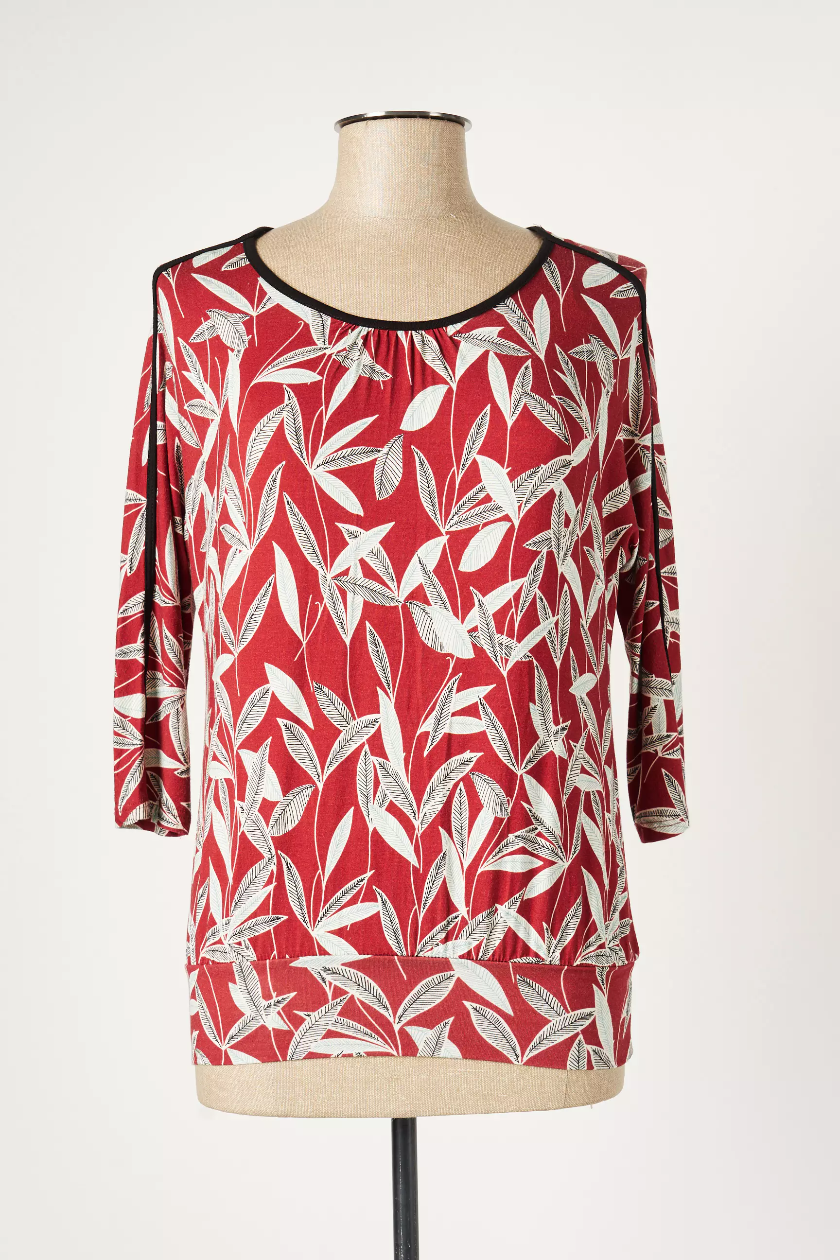 Julie Guerlande Tshirts Femme couleur rouge