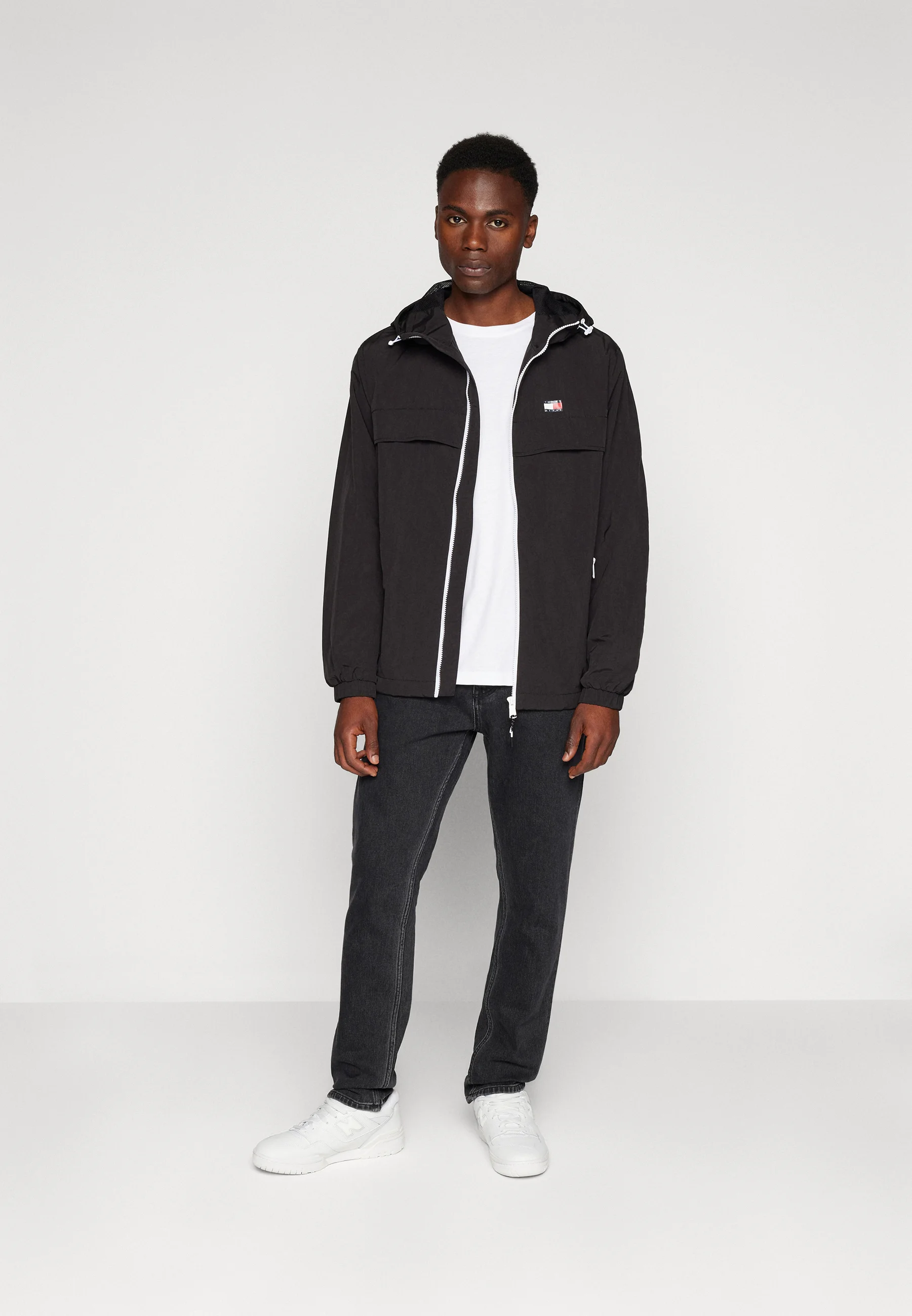Tommy Jeans CHICAGO - Cortavientos