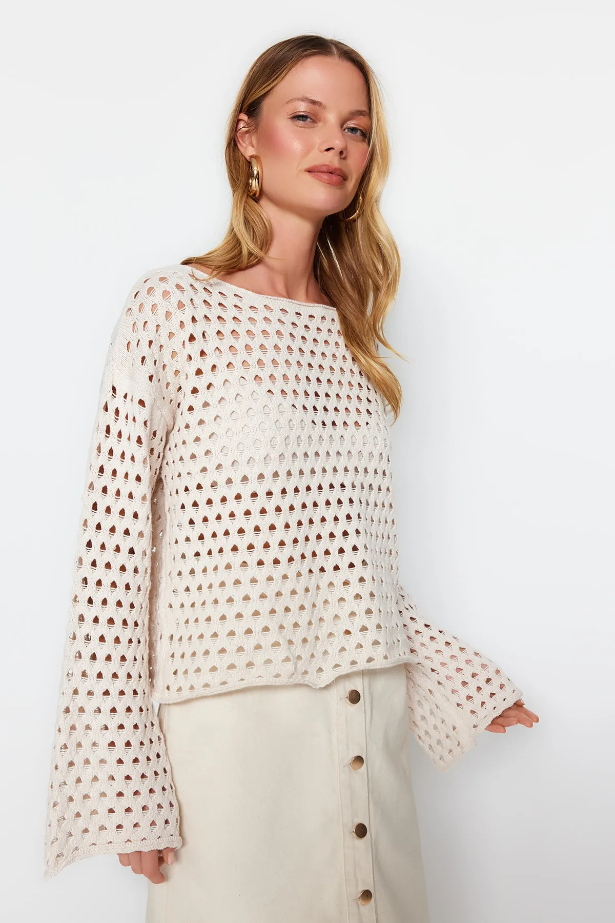 Trendyol Collection  Steindünner Strickpullover mit Lochmuster TWOSS23KZ00050
